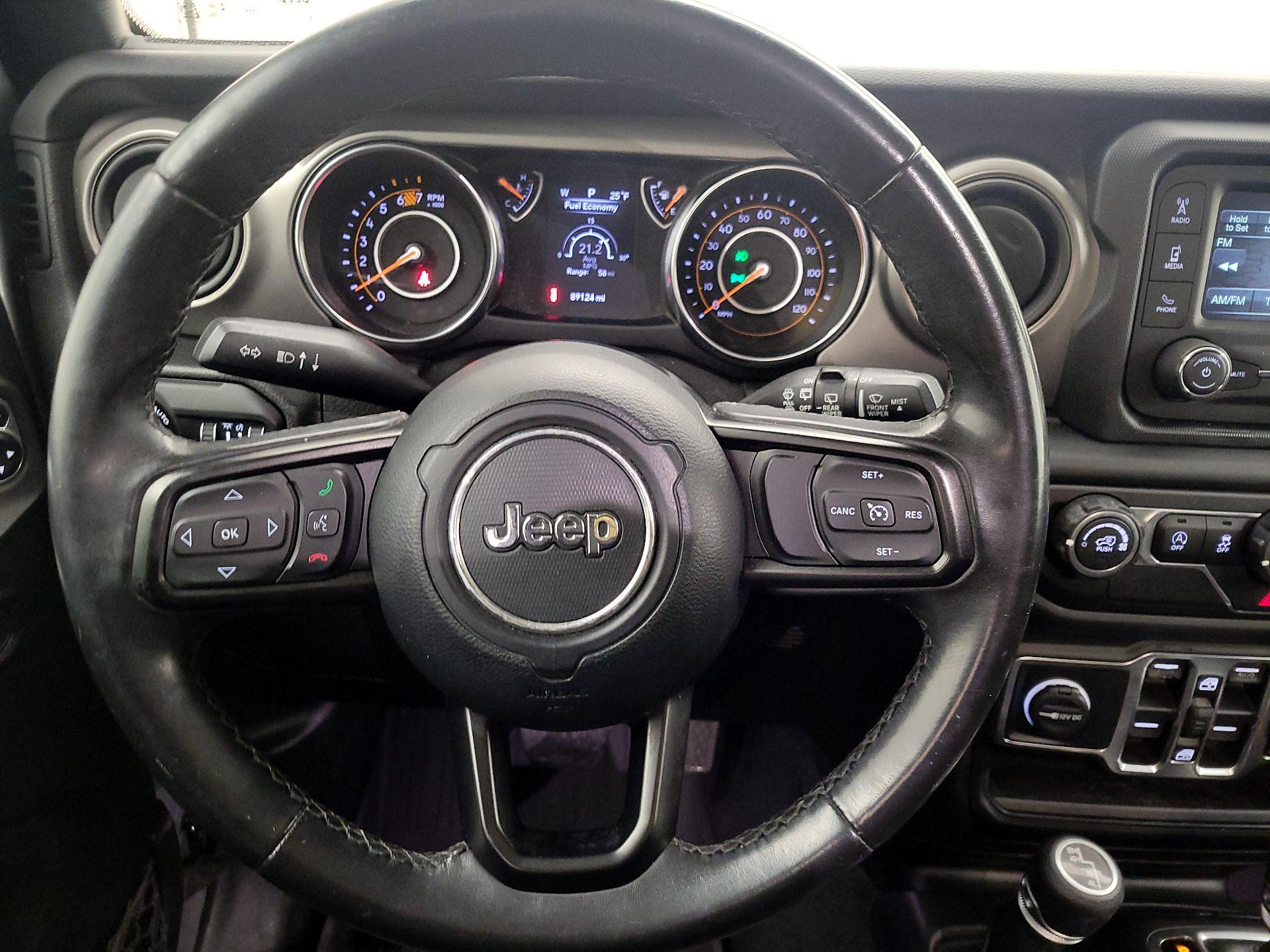 Thumbnail: 2019 Jeep Wrangler - 10