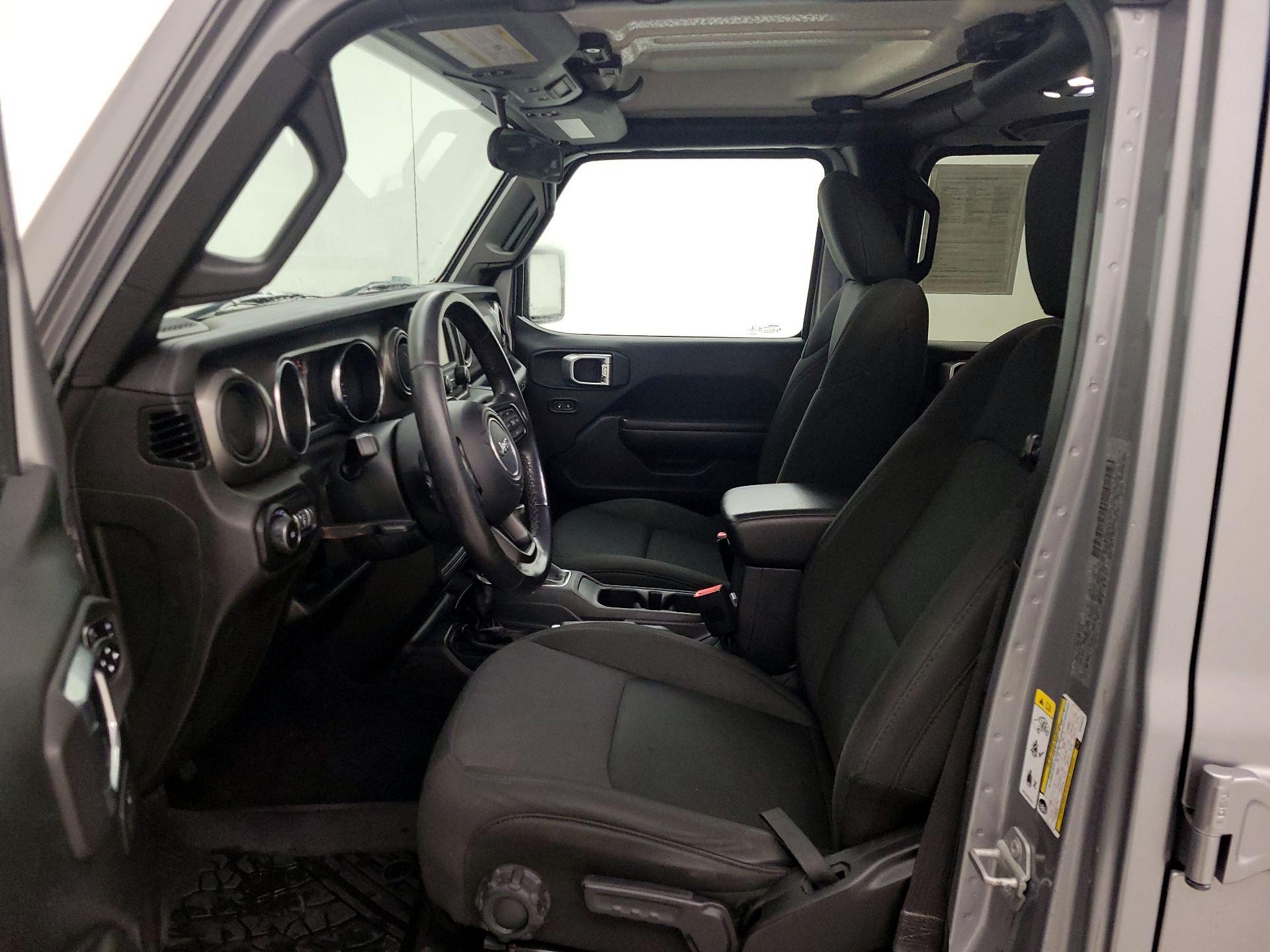 Thumbnail: 2019 Jeep Wrangler - 11