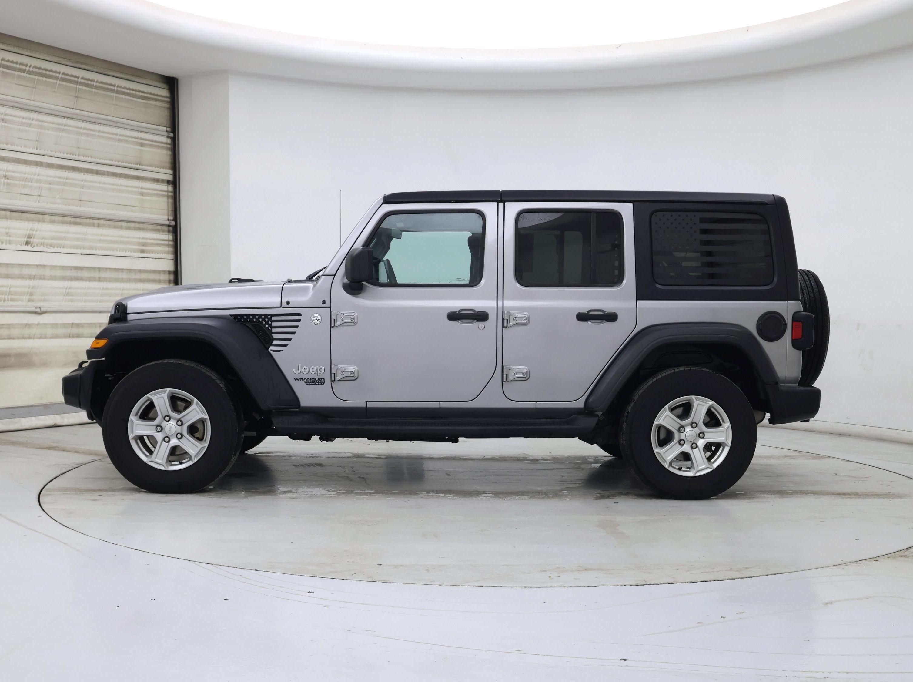 Thumbnail: 2019 Jeep Wrangler - 3