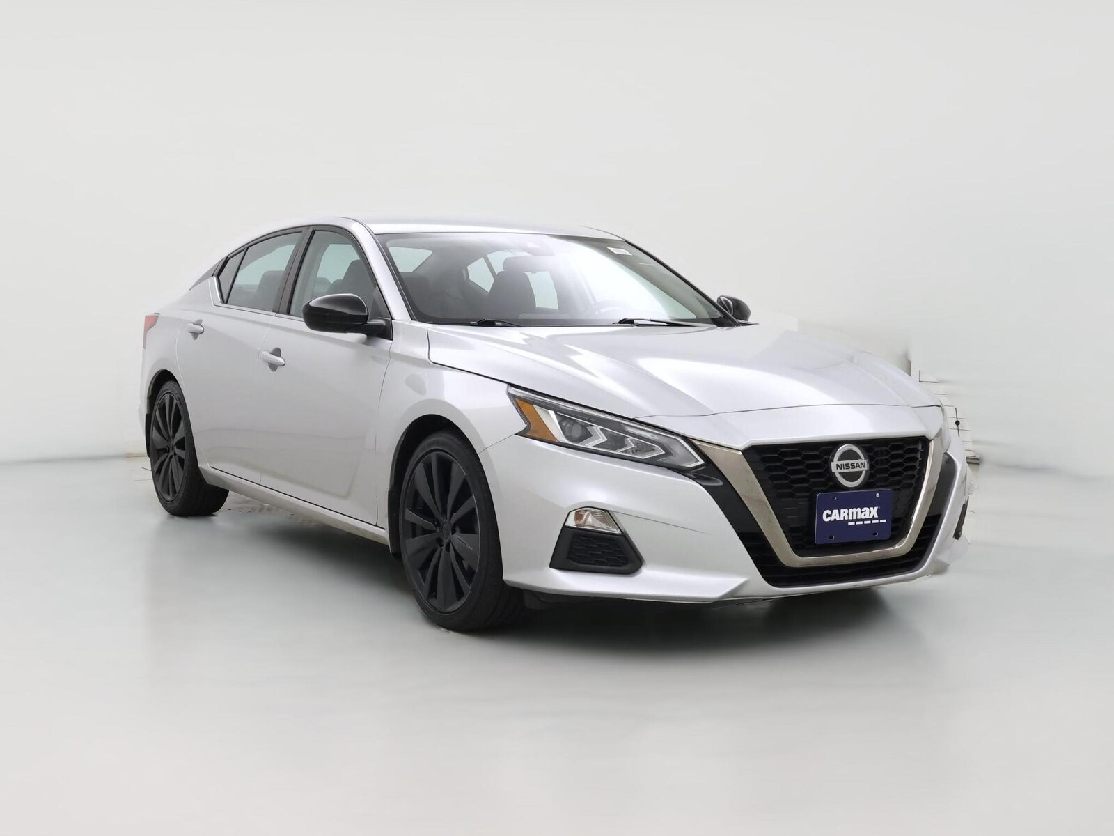 2020 Nissan Altima SR