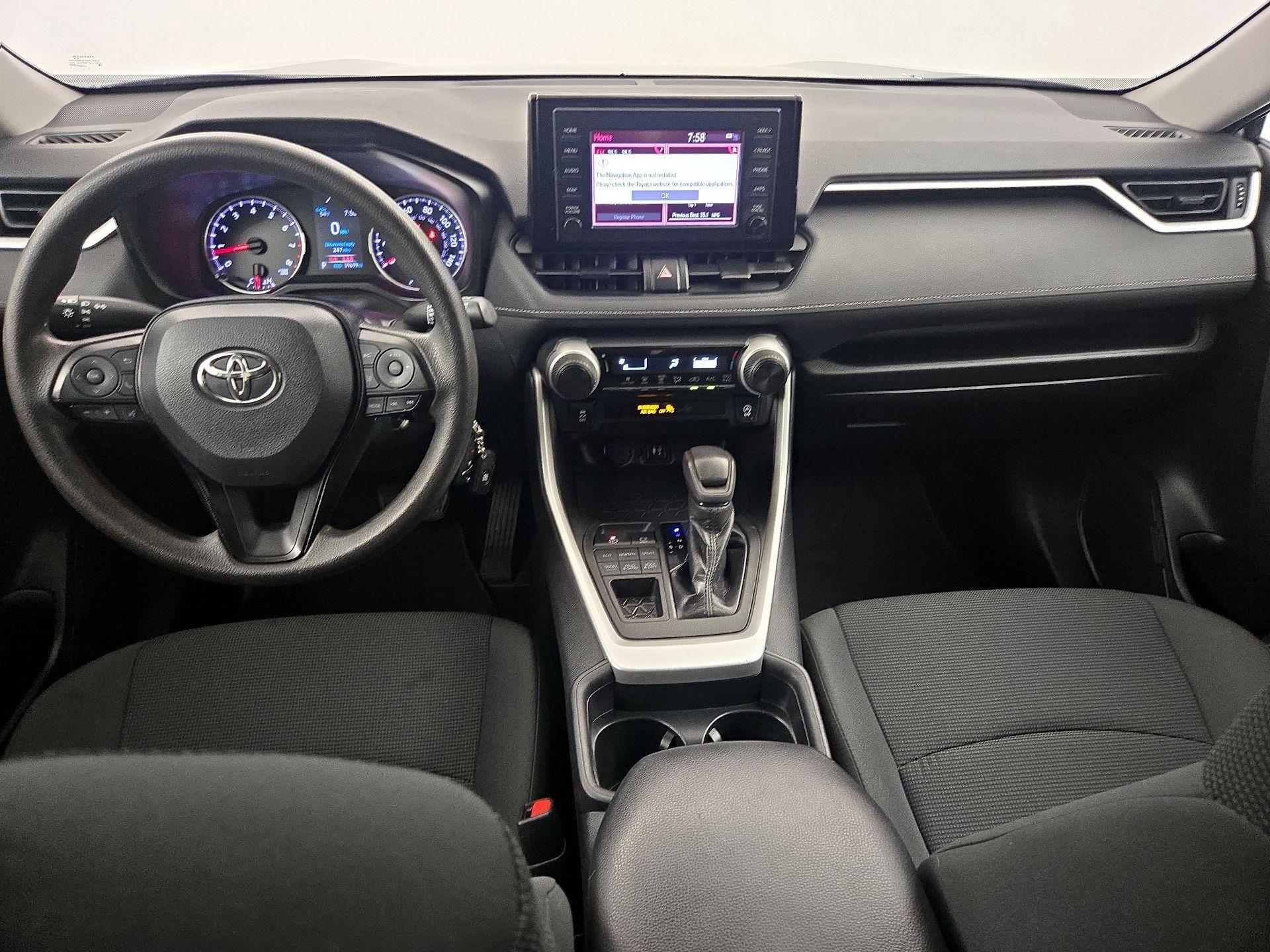 Thumbnail: 2019 Toyota RAV4 - 9