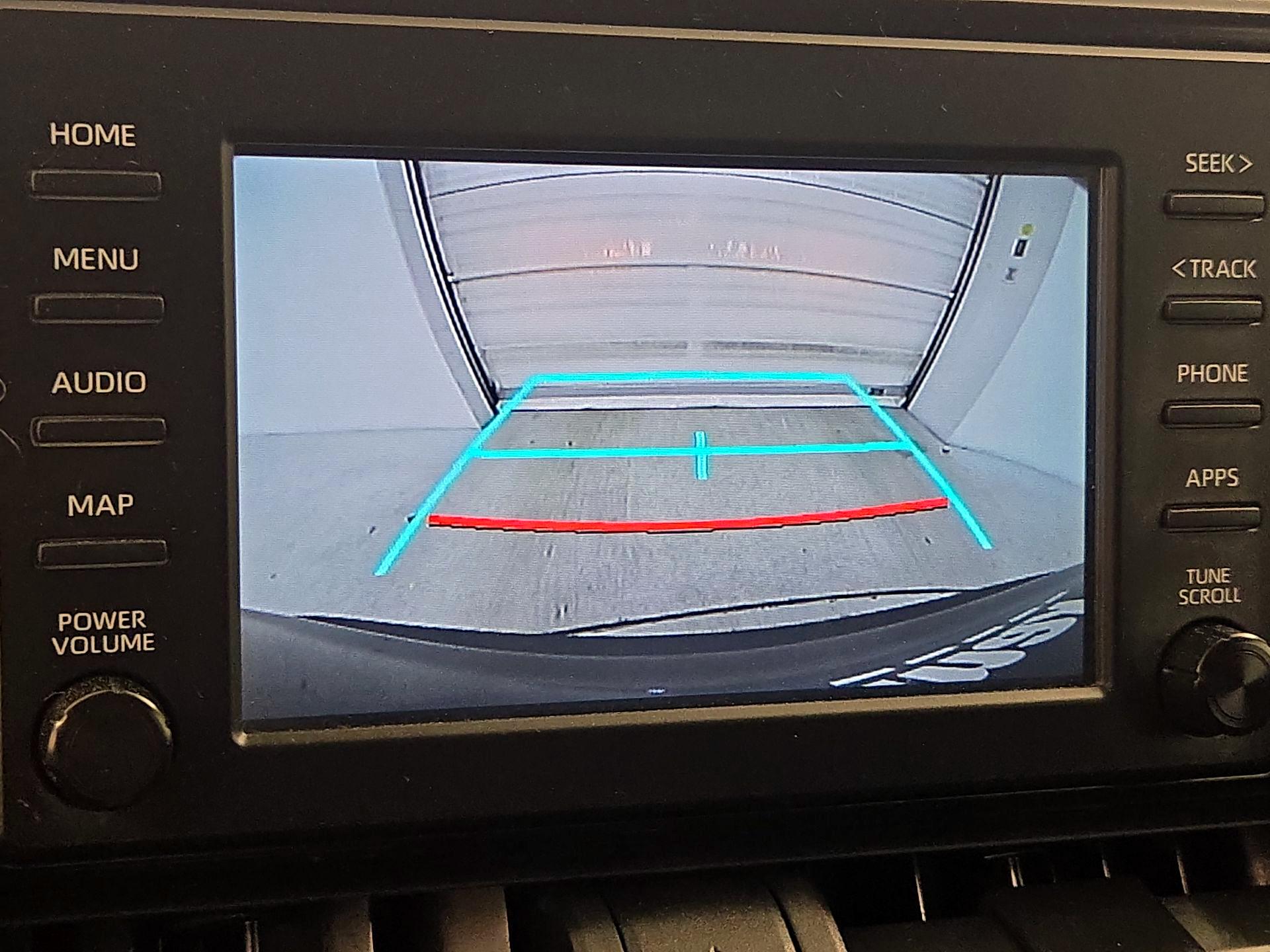 Thumbnail: 2019 Toyota RAV4 - 14