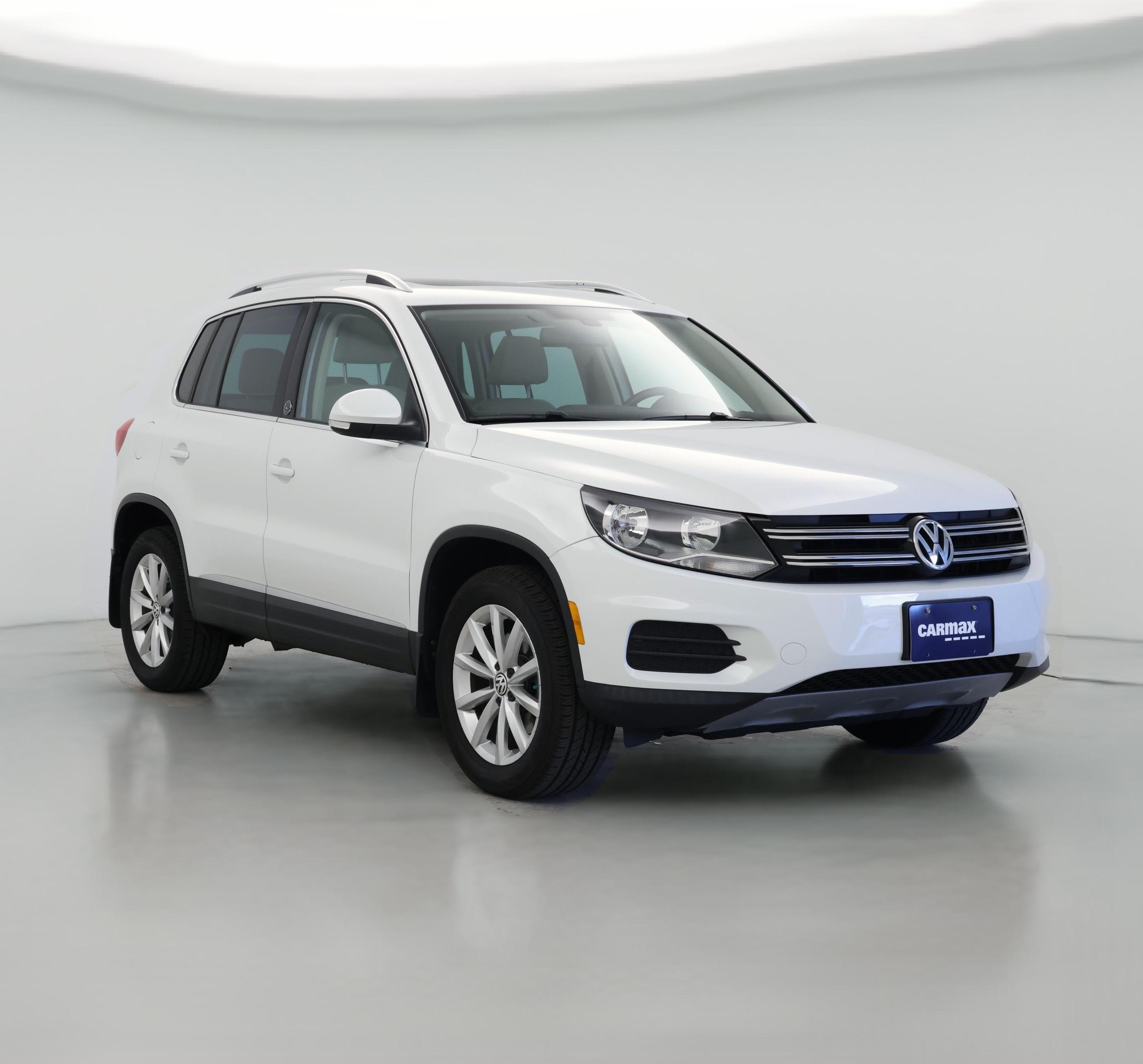 Thumbnail: 2017 Volkswagen Tiguan - 1