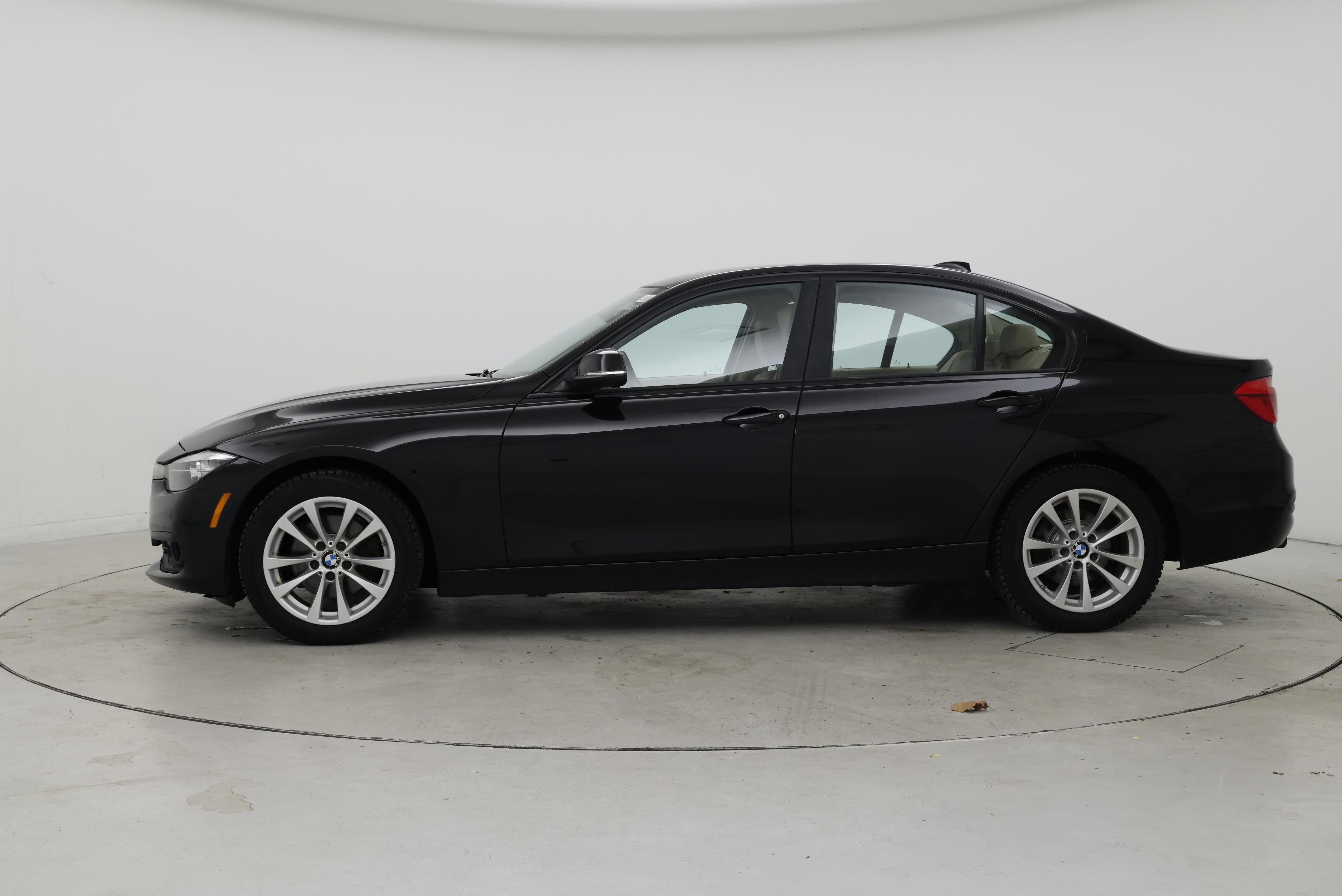 Thumbnail: 2016 BMW 3 Series - 3