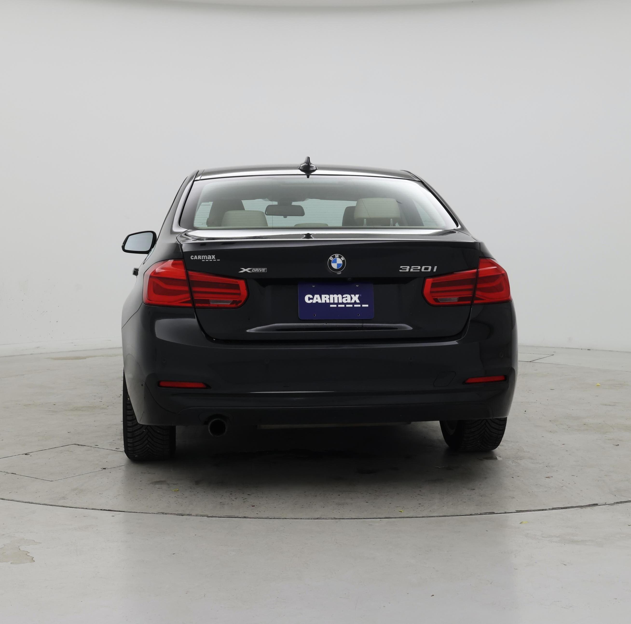 Thumbnail: 2016 BMW 3 Series - 6