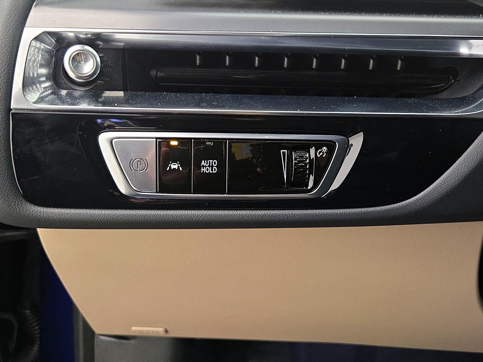 Thumbnail: 2024 Cadillac Lyriq - 13