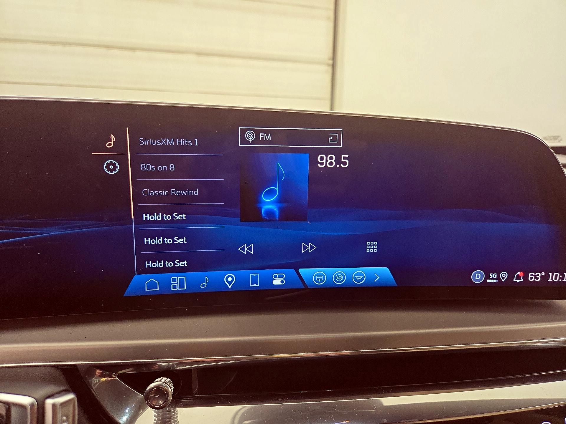 Thumbnail: 2024 Cadillac Lyriq - 16