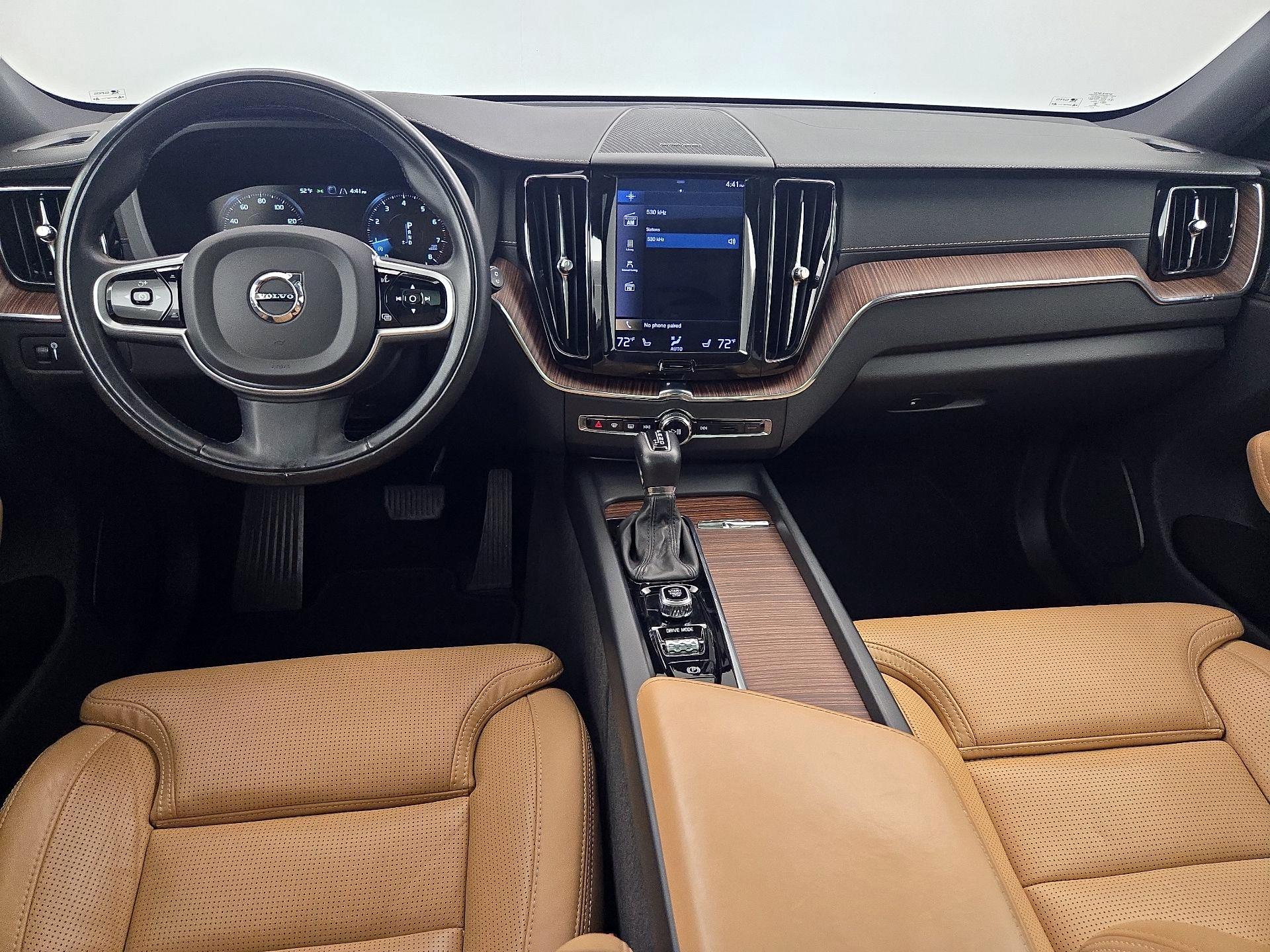 Thumbnail: 2021 Volvo XC60 - 9