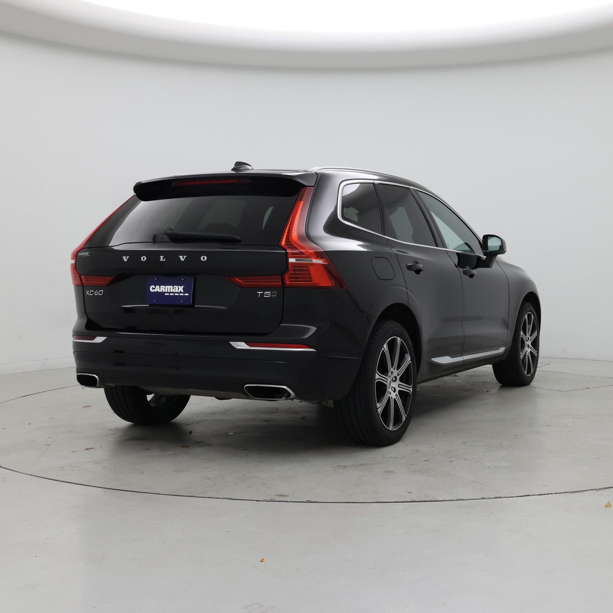 Thumbnail: 2021 Volvo XC60 - 8