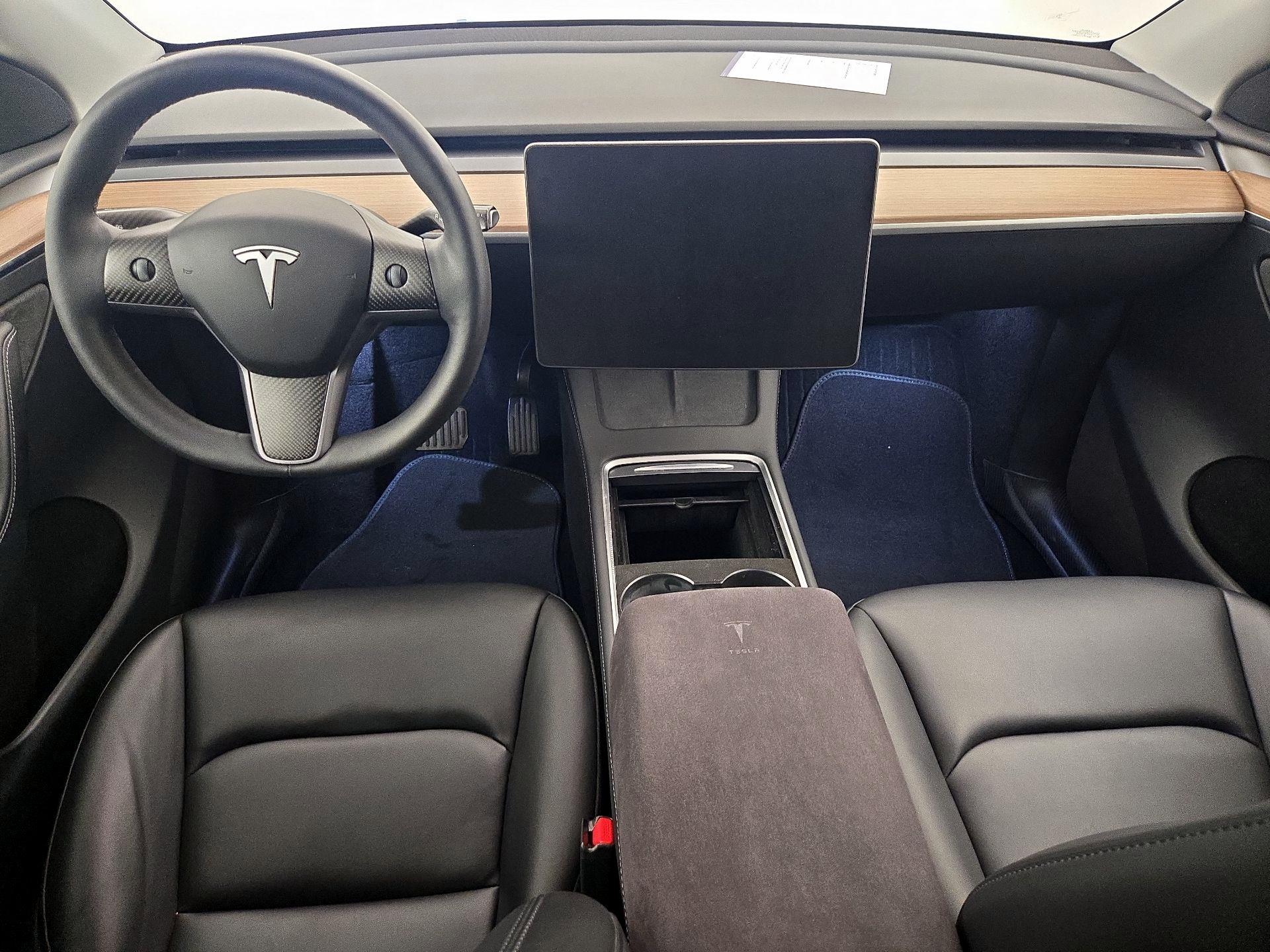 Thumbnail: 2023 Tesla Model Y - 9