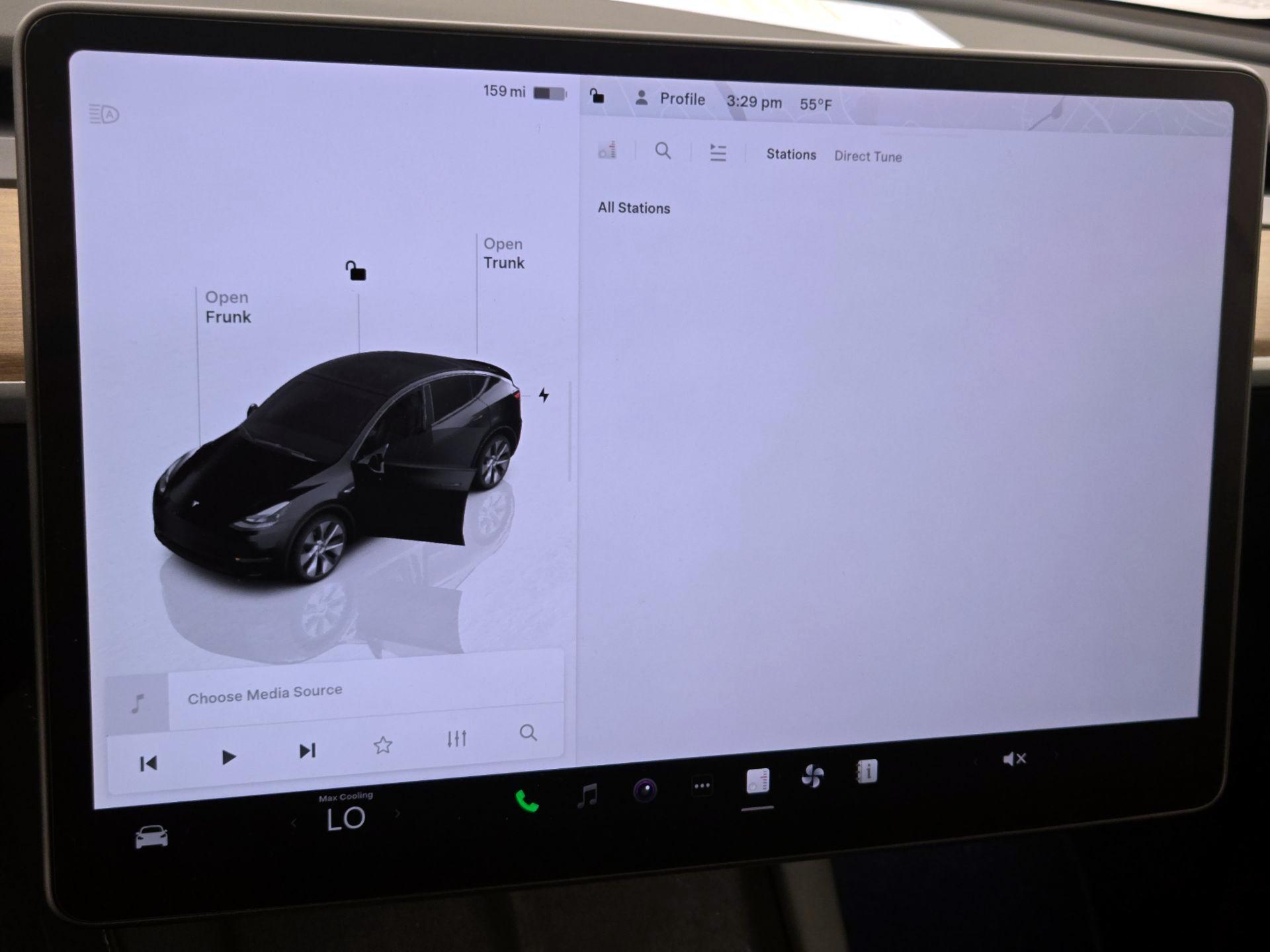 Thumbnail: 2023 Tesla Model Y - 15