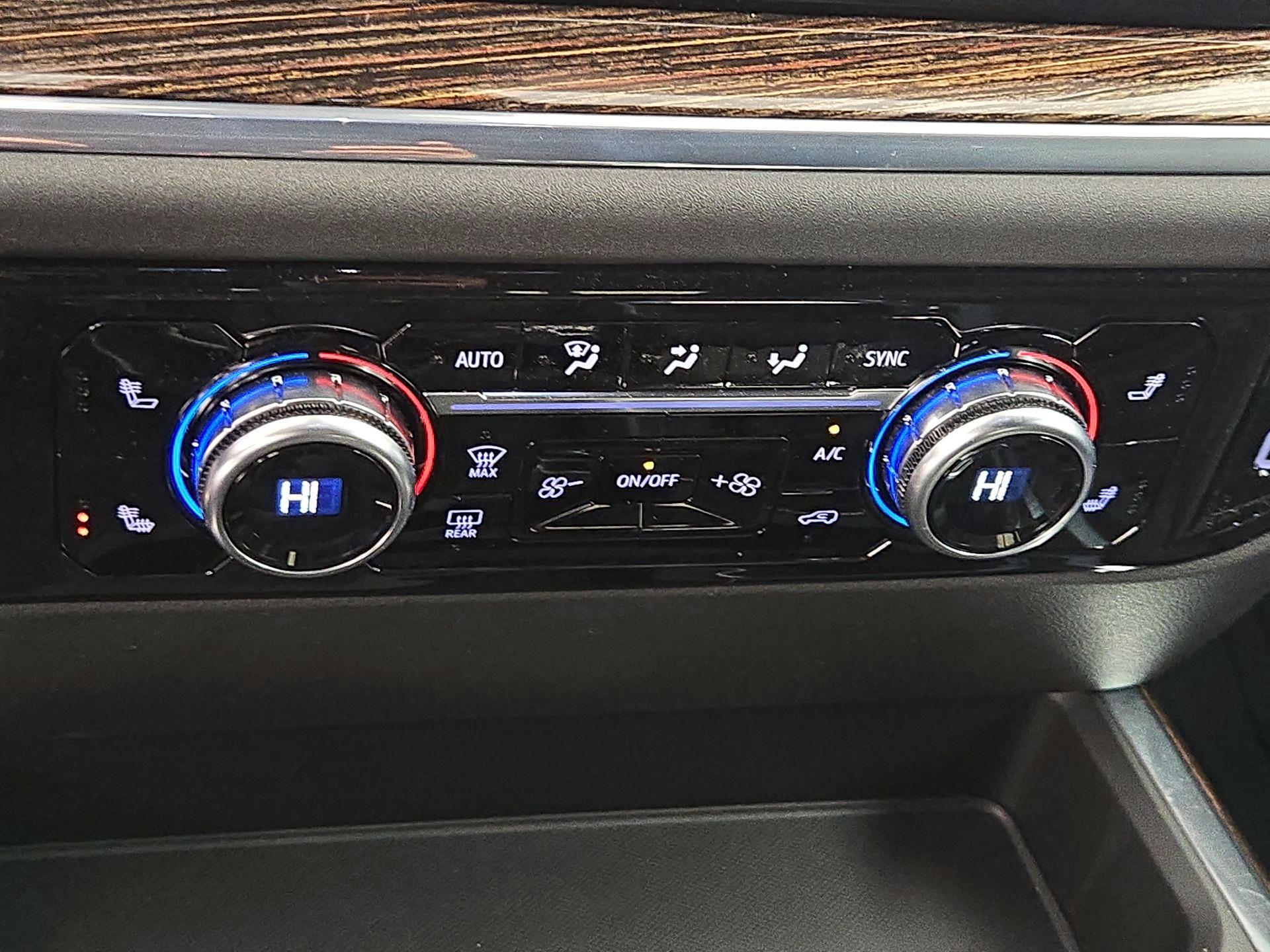 Thumbnail: 2024 GMC Sierra 1500 - 16