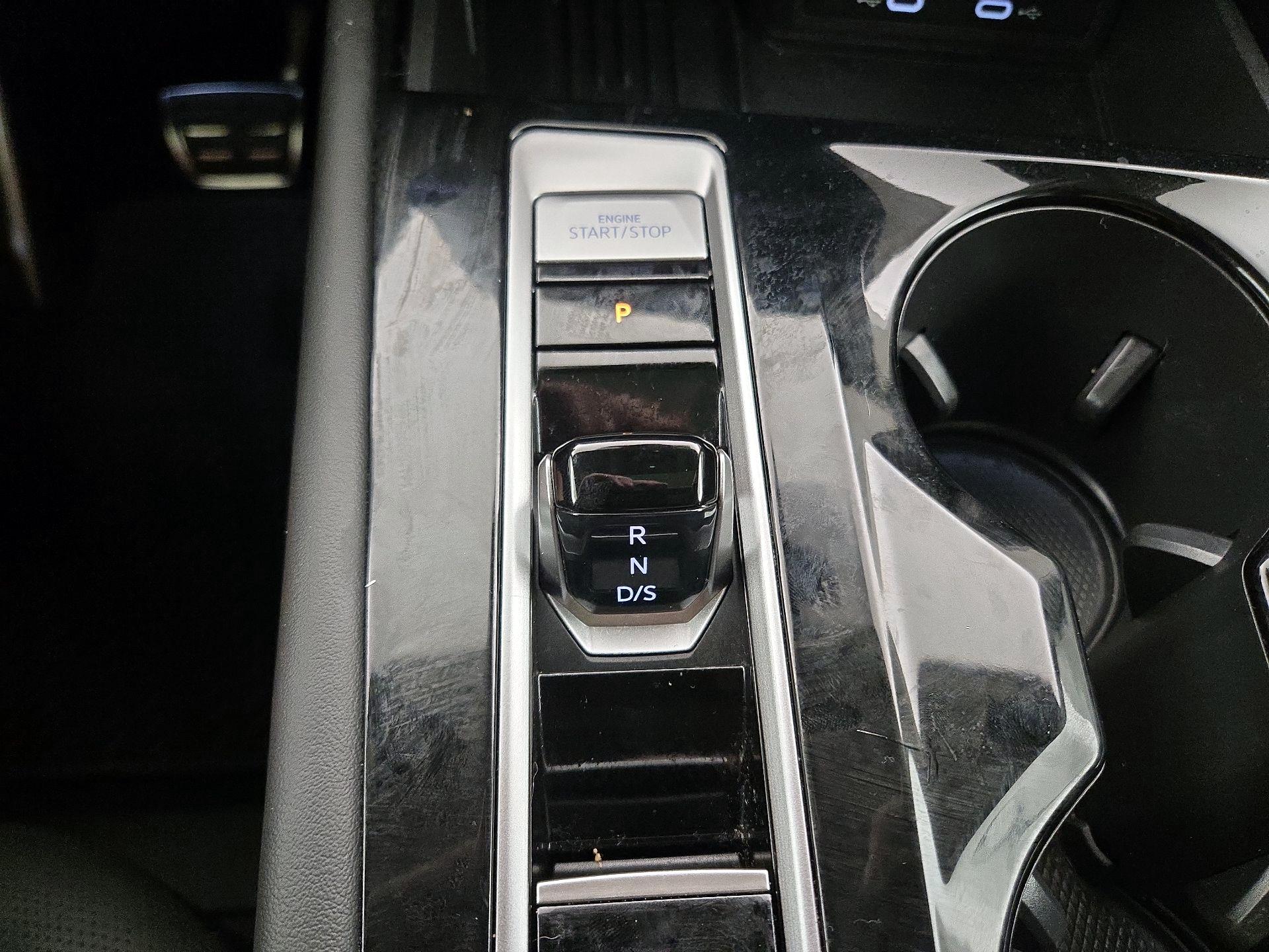 Thumbnail: 2025 Volkswagen Atlas - 18