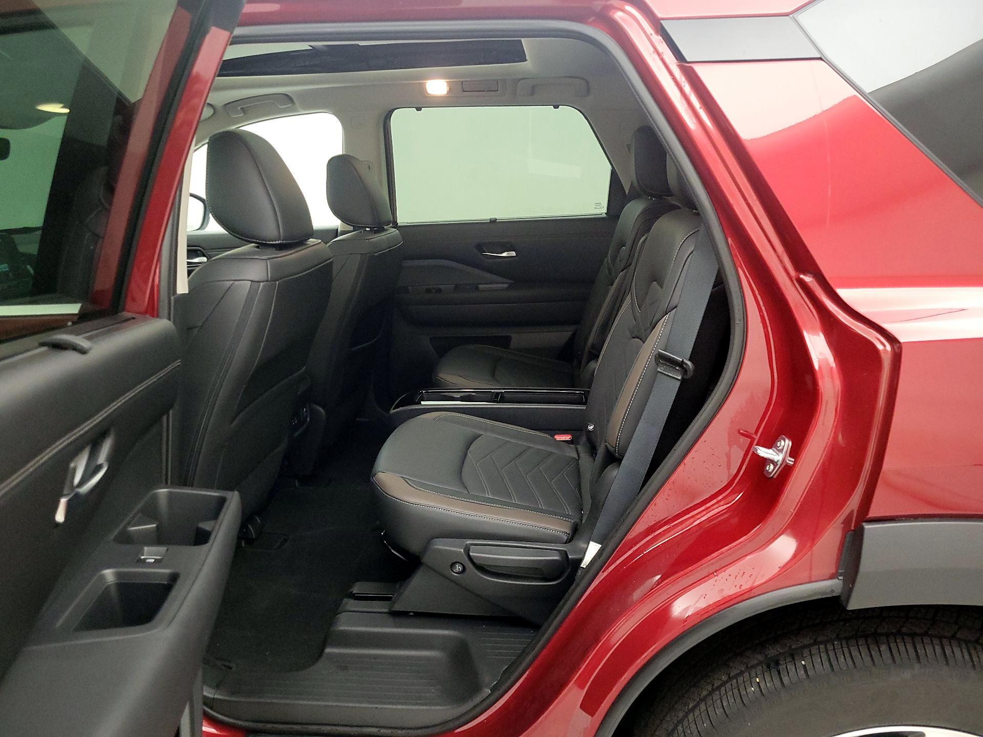 Thumbnail: 2024 Nissan Pathfinder - 20