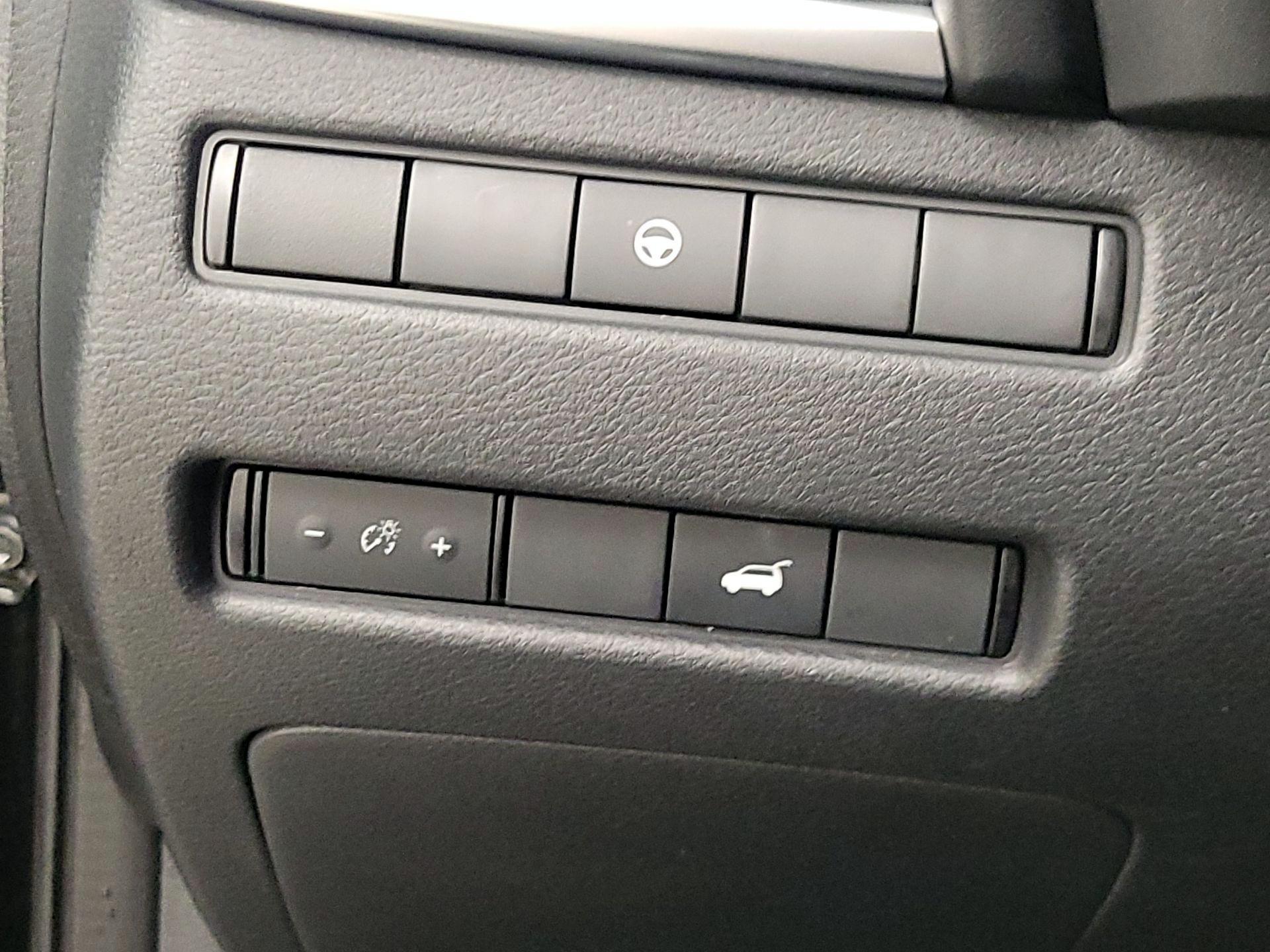 Thumbnail: 2023 Nissan Rogue - 11