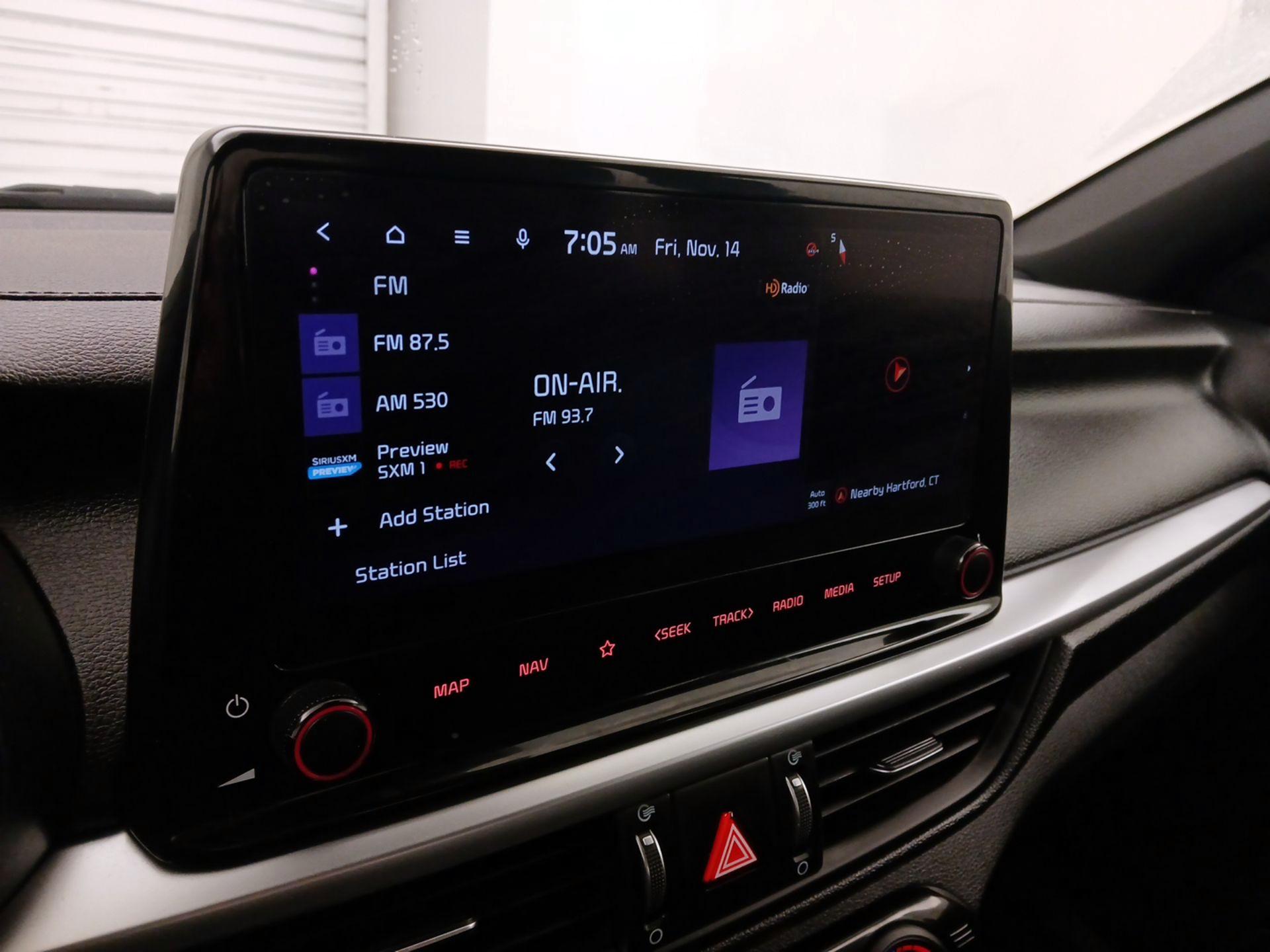 Thumbnail: 2023 Kia Forte - 16