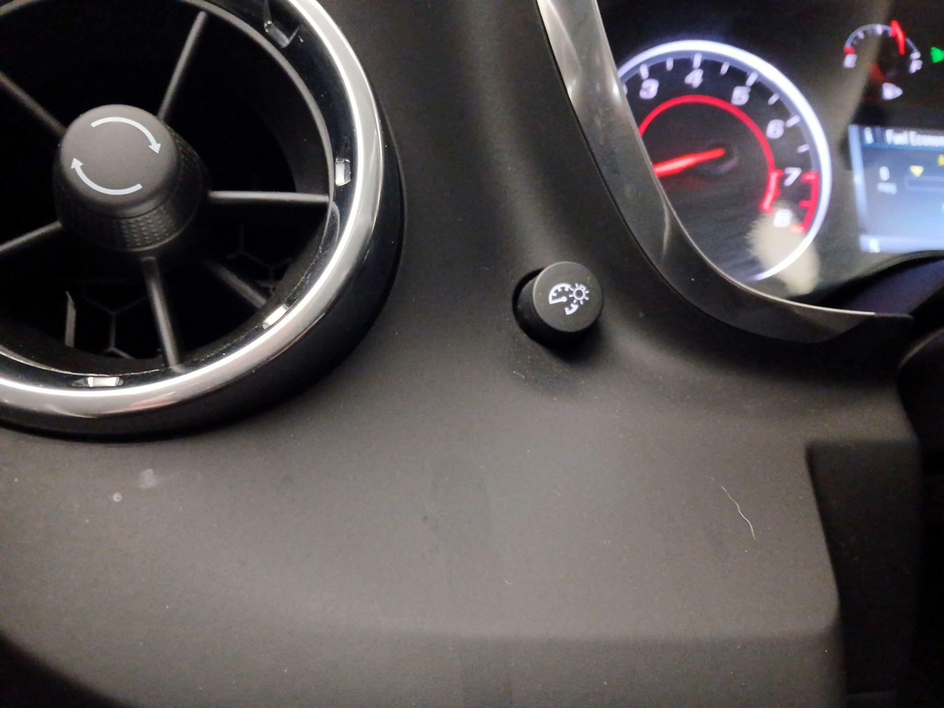 Thumbnail: 2016 Chevrolet Camaro - 13