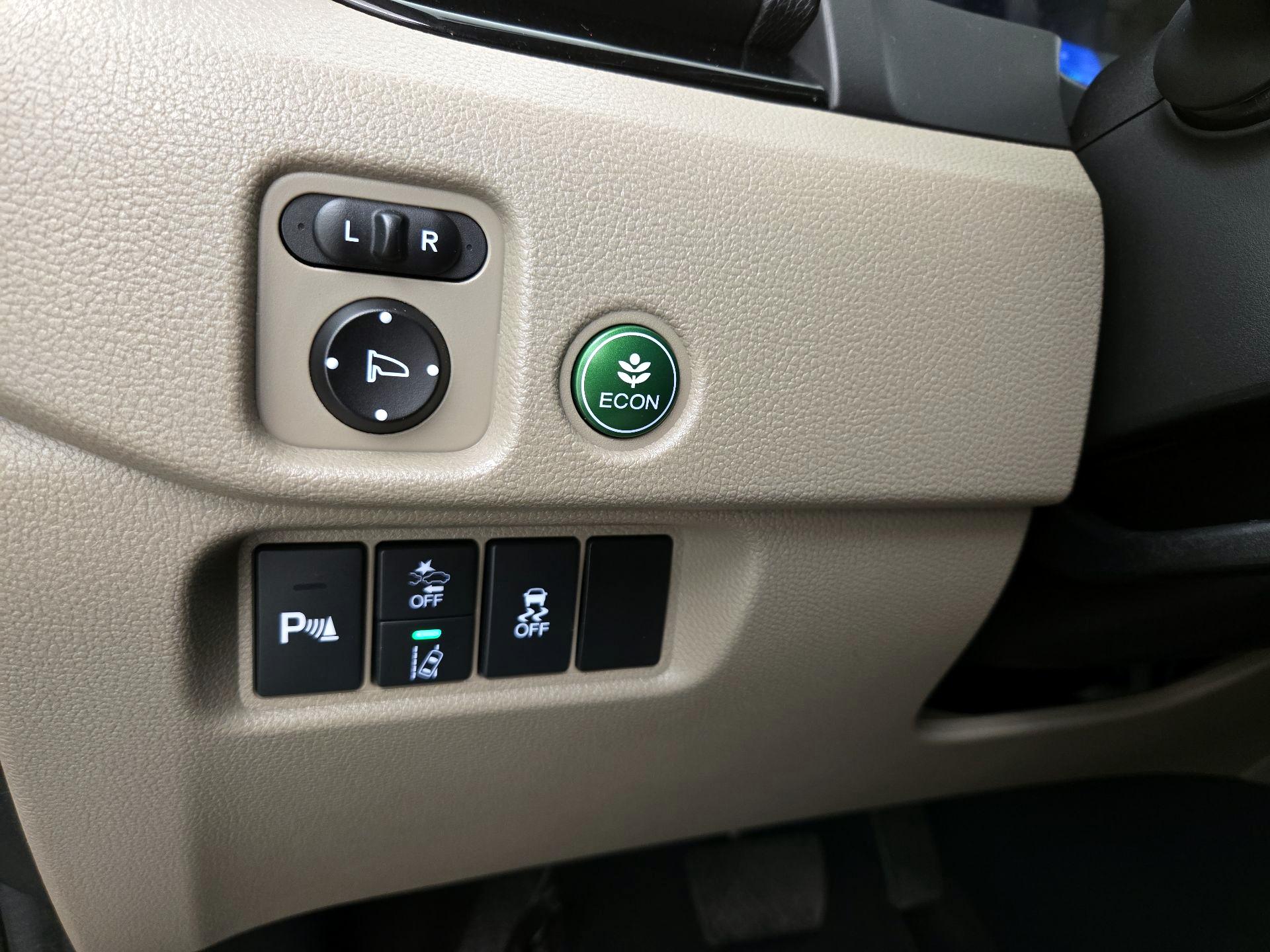 Thumbnail: 2019 Honda Pilot - 13