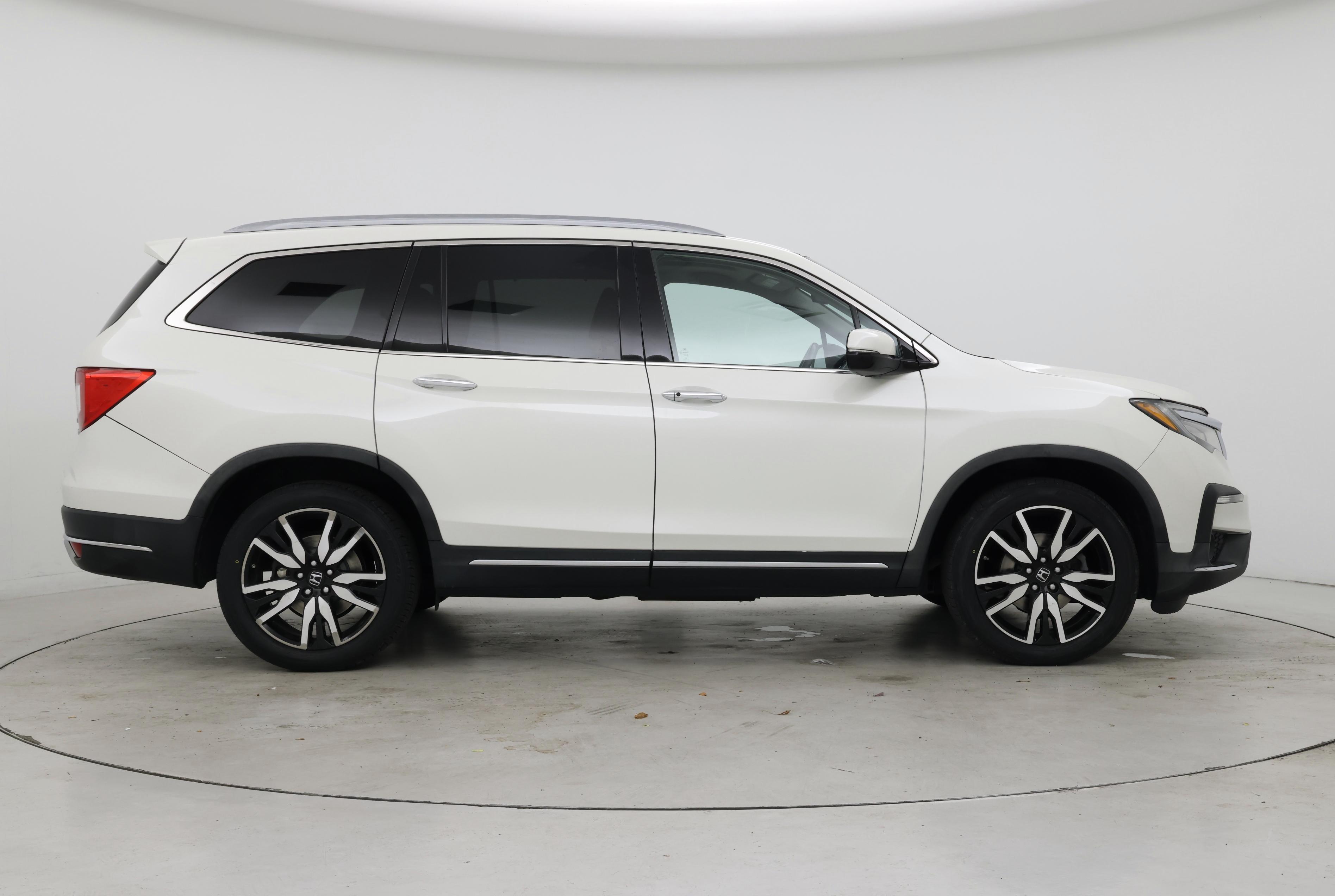 Thumbnail: 2019 Honda Pilot - 7