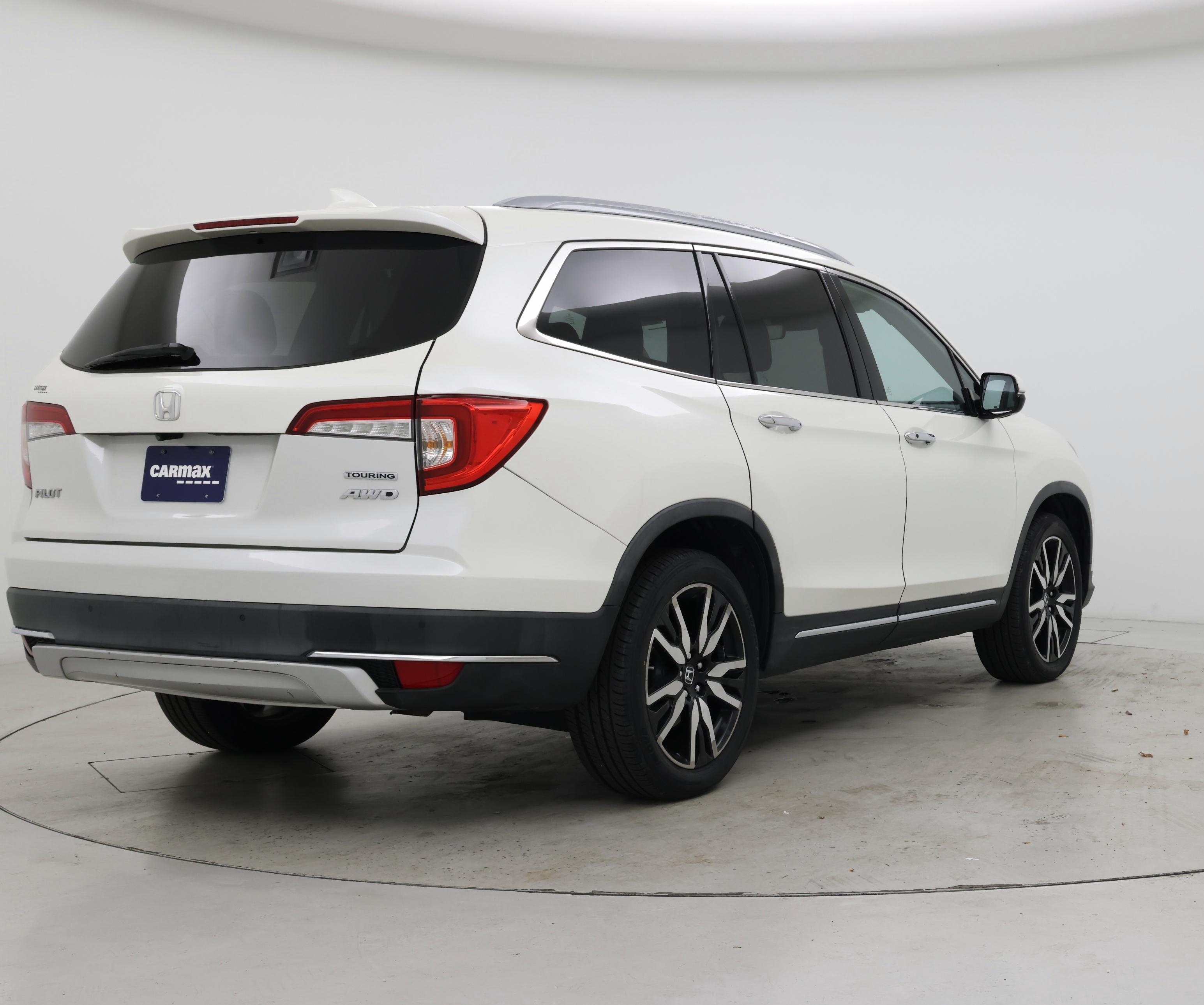 Thumbnail: 2019 Honda Pilot - 8