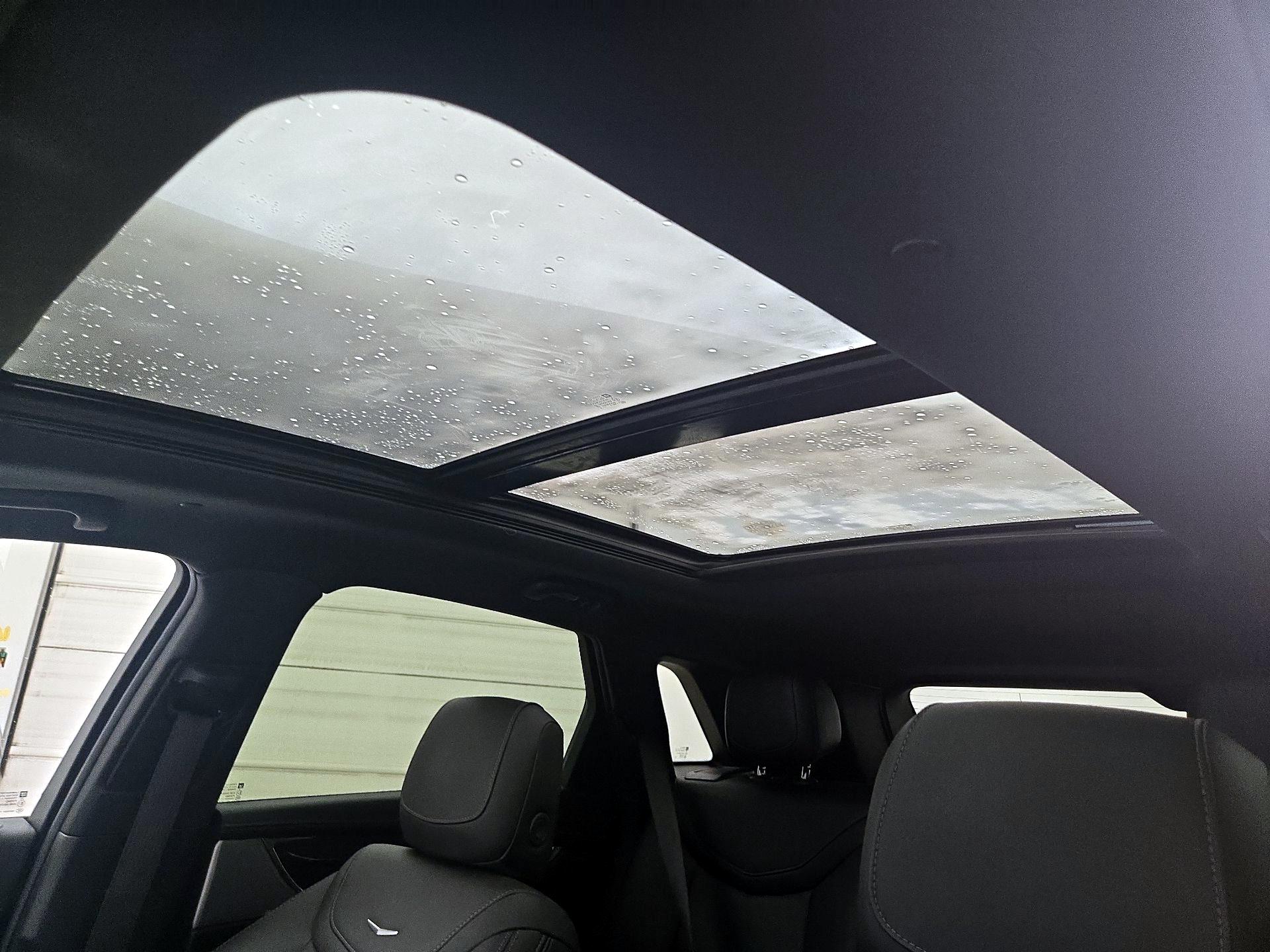 Thumbnail: 2023 Cadillac XT5 - 19