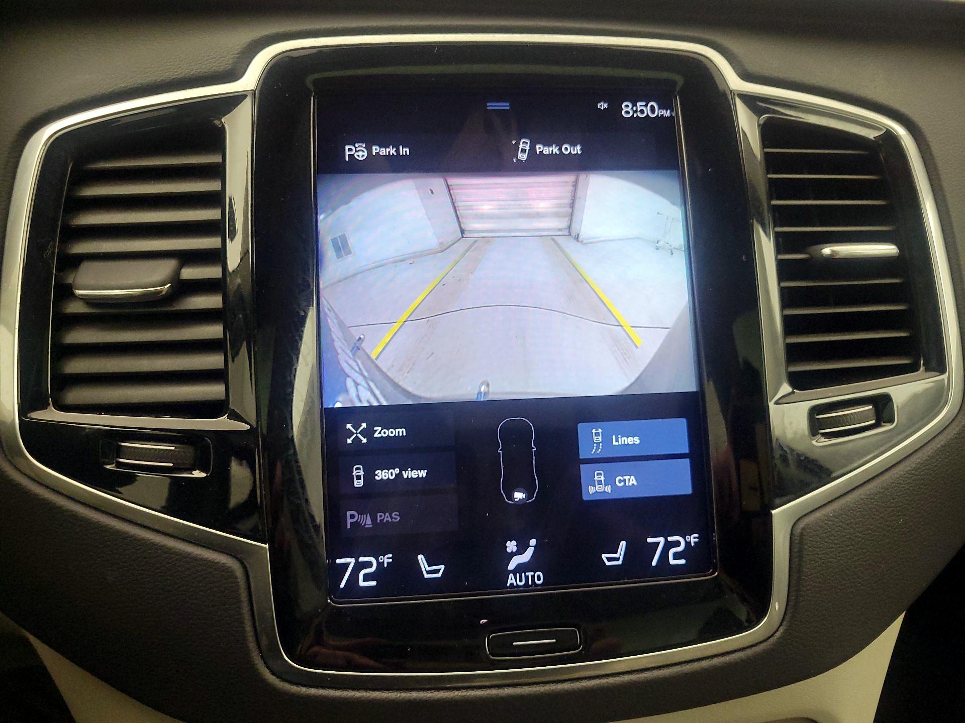 Thumbnail: 2022 Volvo XC90 - 15