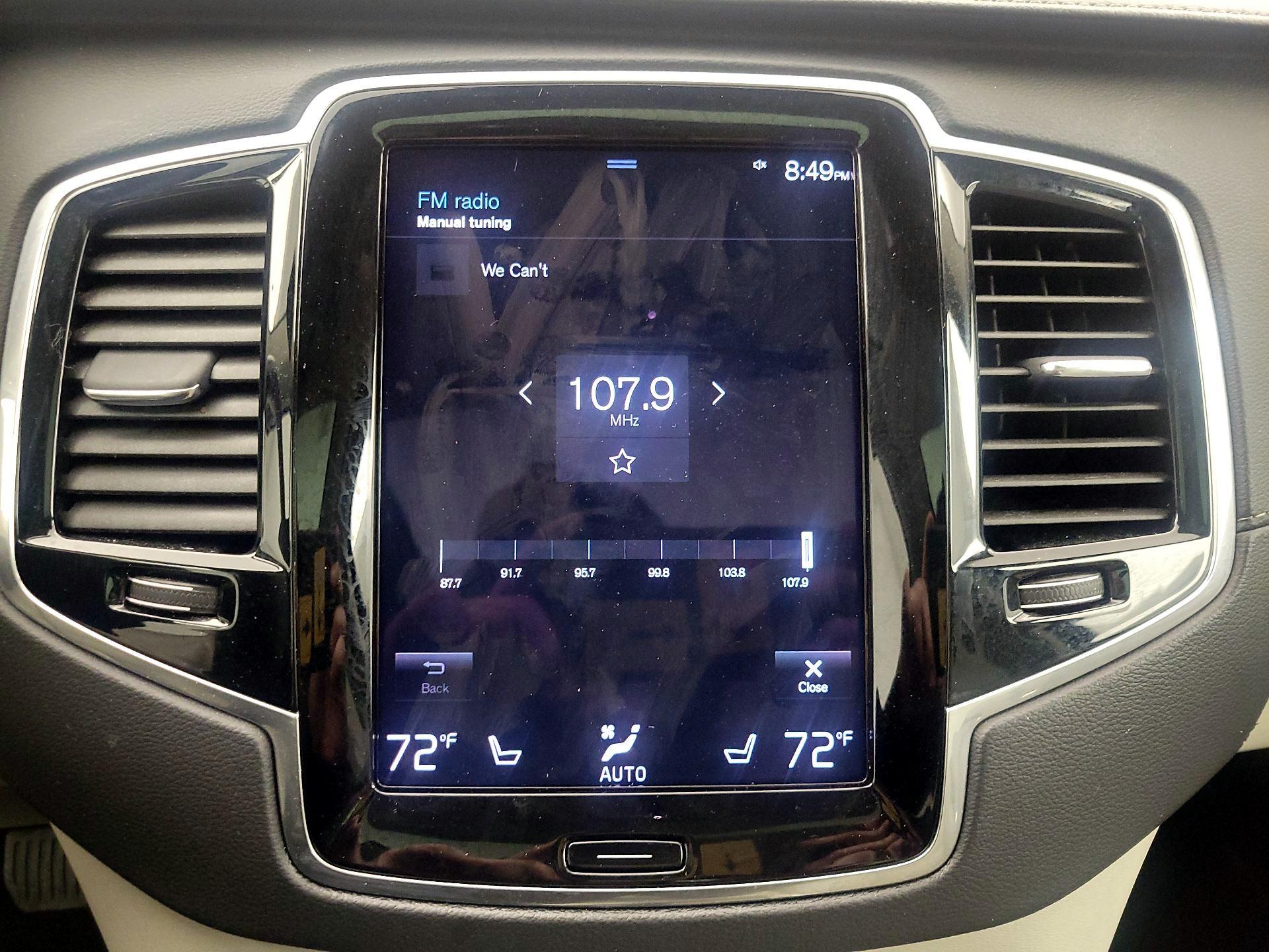 Thumbnail: 2022 Volvo XC90 - 16