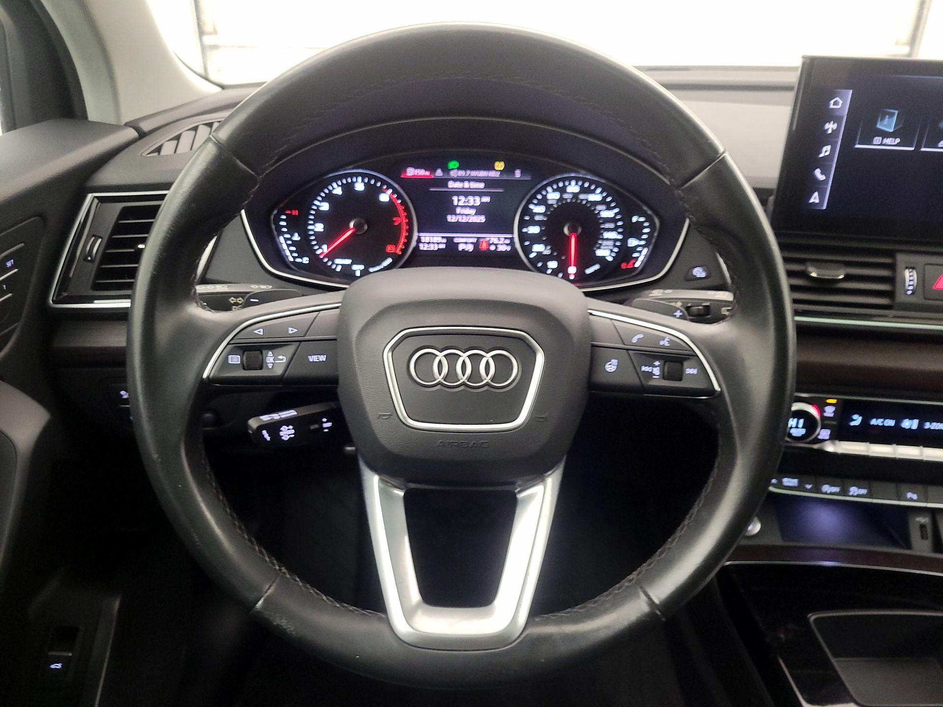 Thumbnail: 2023 Audi Q5 - 10