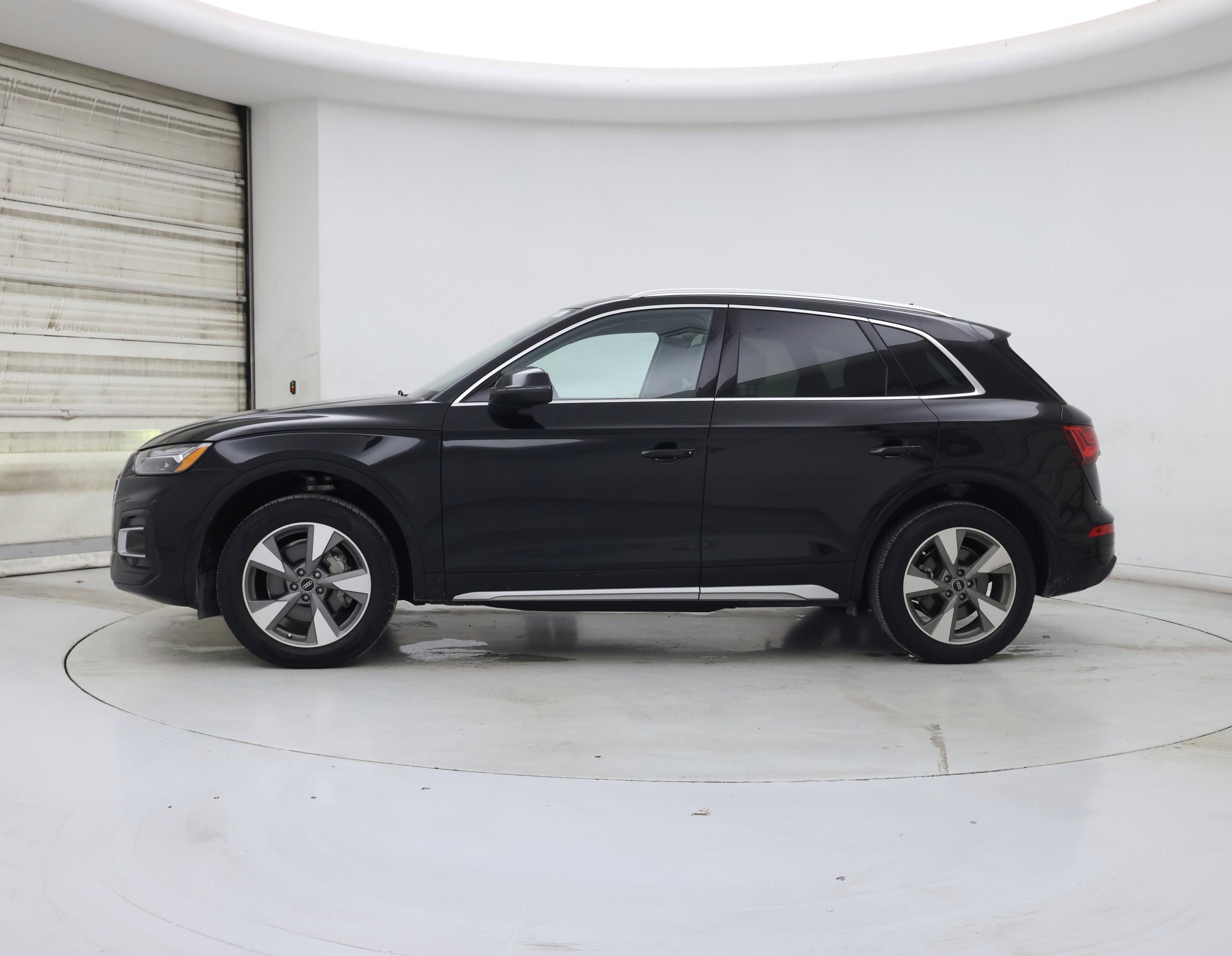 Thumbnail: 2023 Audi Q5 - 3