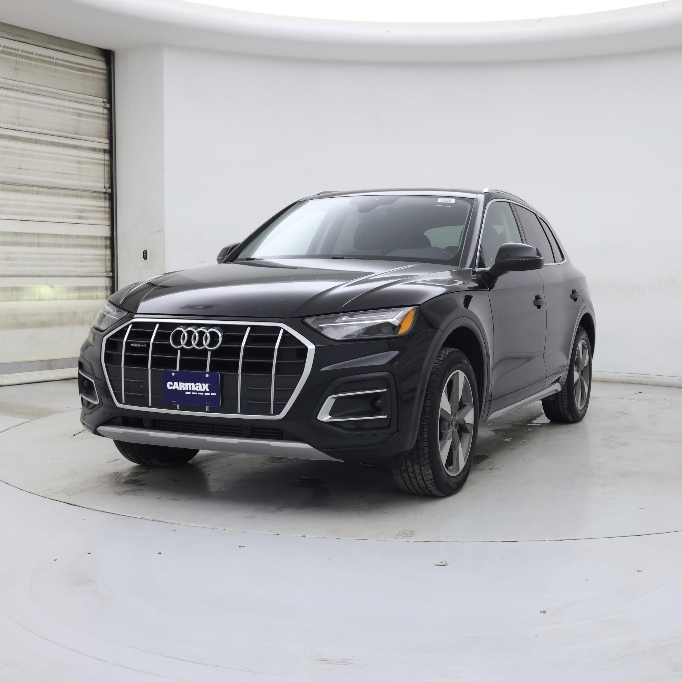 Thumbnail: 2023 Audi Q5 - 4