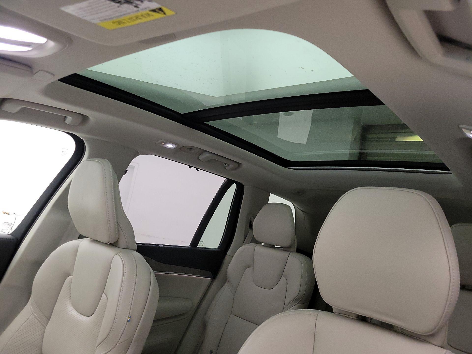 Thumbnail: 2024 Volvo XC90 - 20