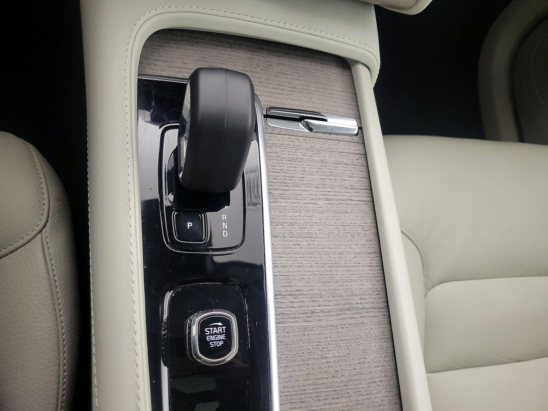 Thumbnail: 2024 Volvo XC90 - 18