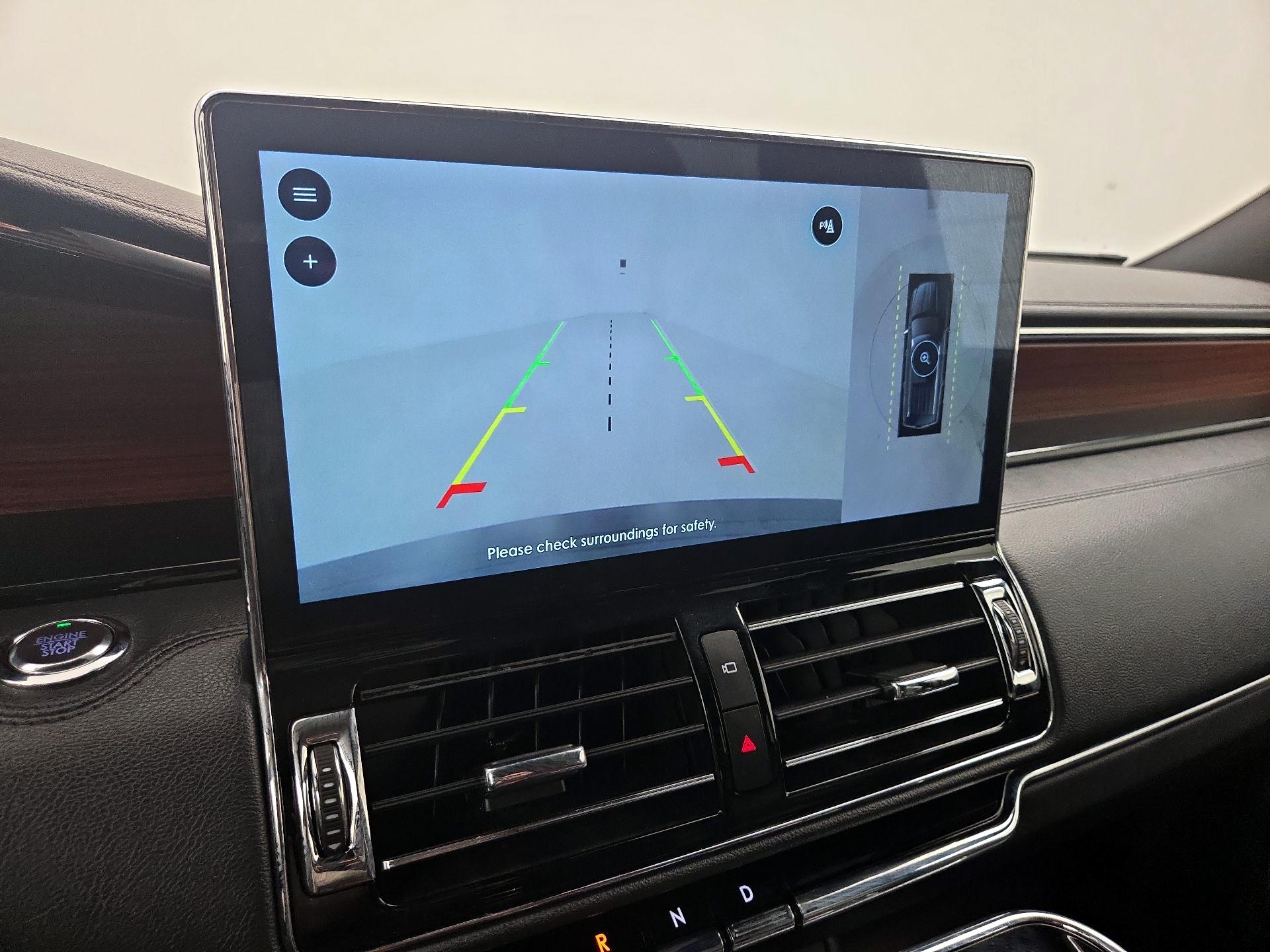 Thumbnail: 2022 Lincoln Navigator - 15