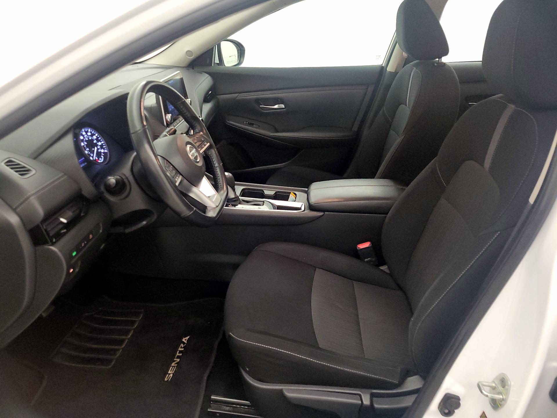 Thumbnail: 2022 Nissan Sentra - 11