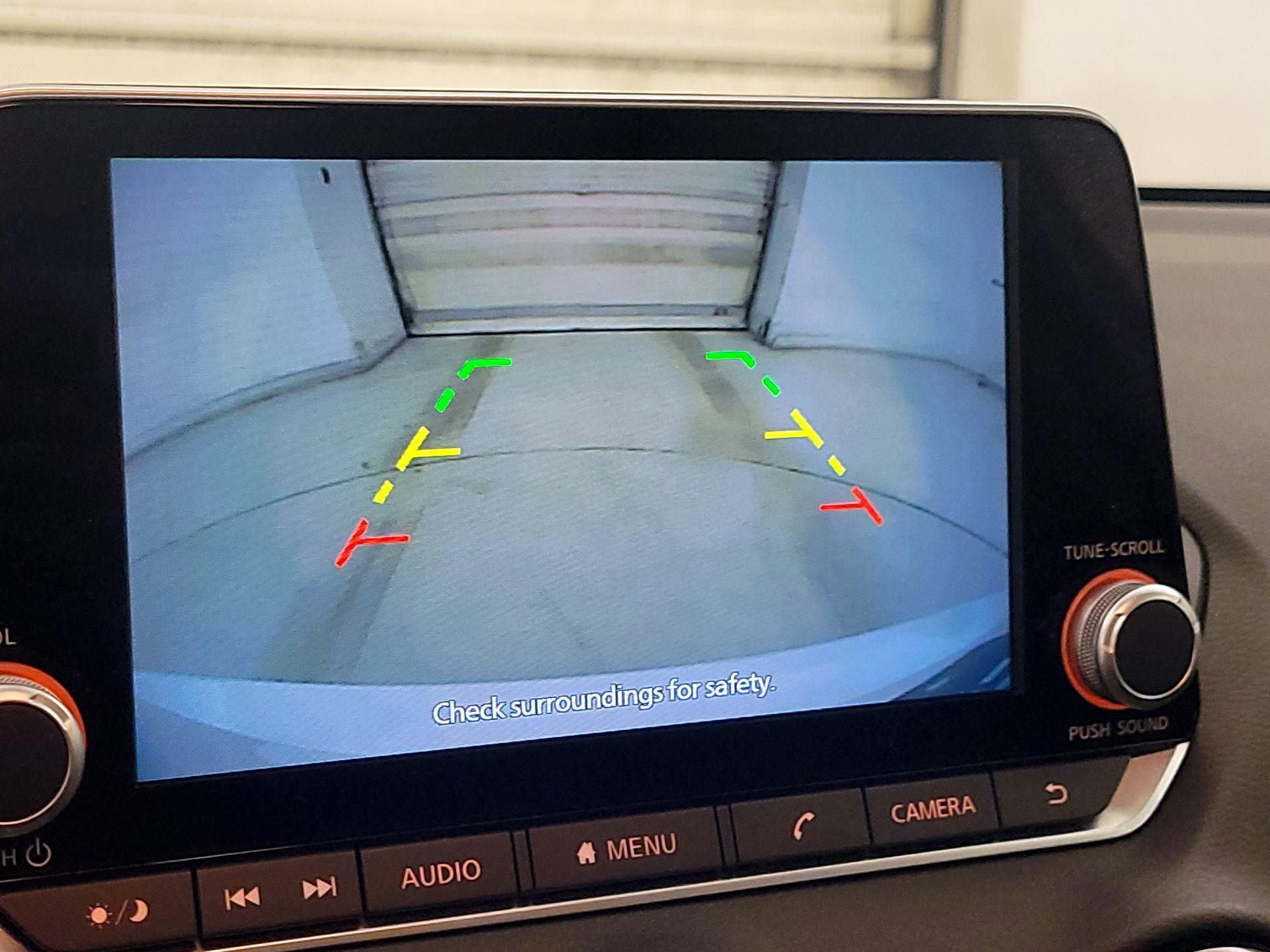 Thumbnail: 2022 Nissan Sentra - 14