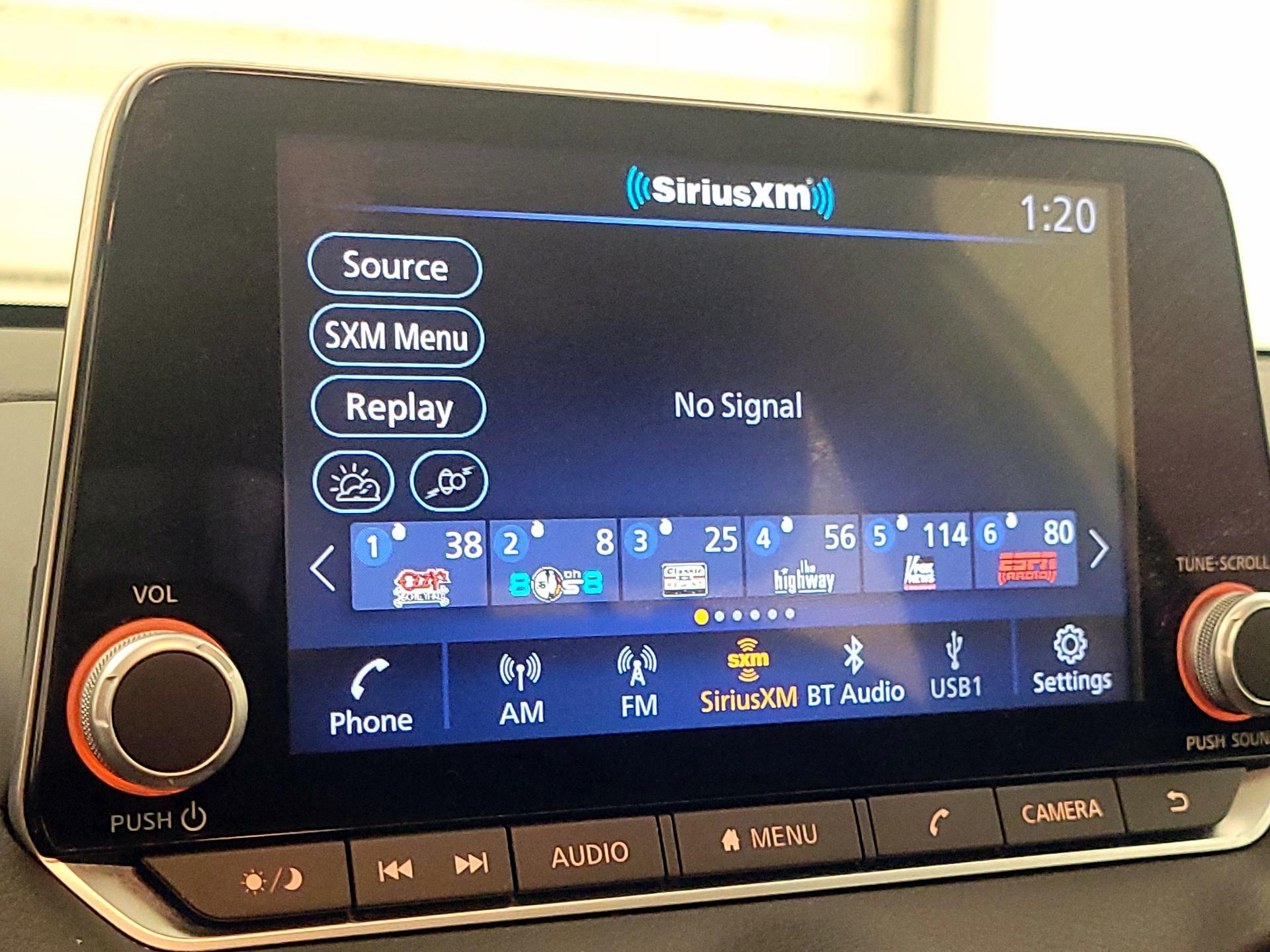 Thumbnail: 2022 Nissan Sentra - 15