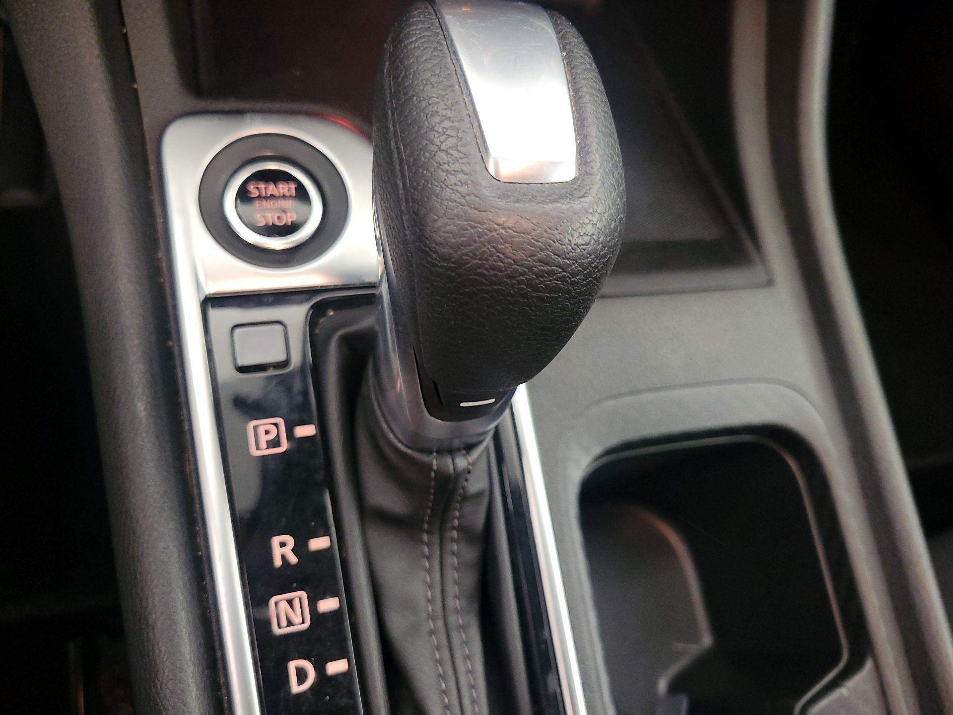 Thumbnail: 2022 Nissan Sentra - 17