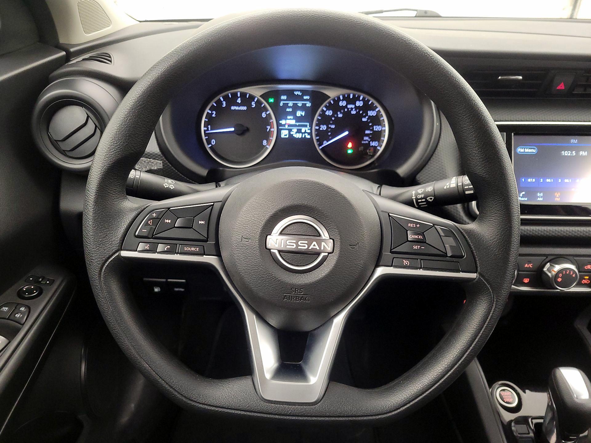 Thumbnail: 2022 Nissan Kicks - 10