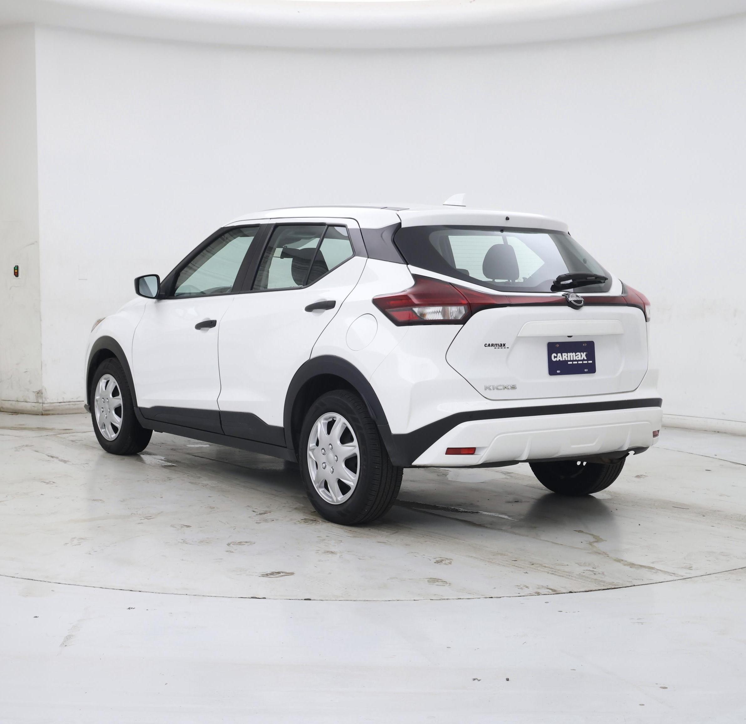 Thumbnail: 2022 Nissan Kicks - 2