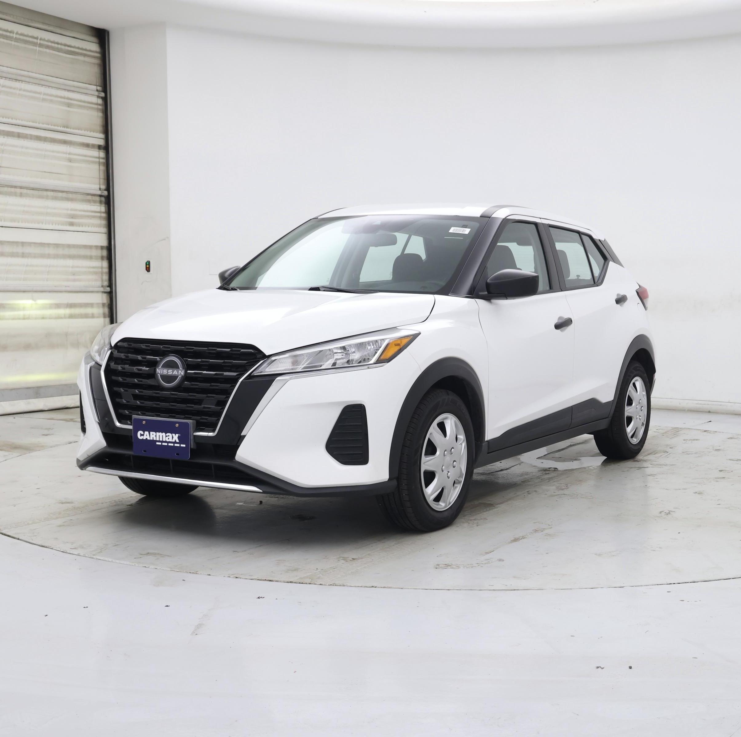 Thumbnail: 2022 Nissan Kicks - 4