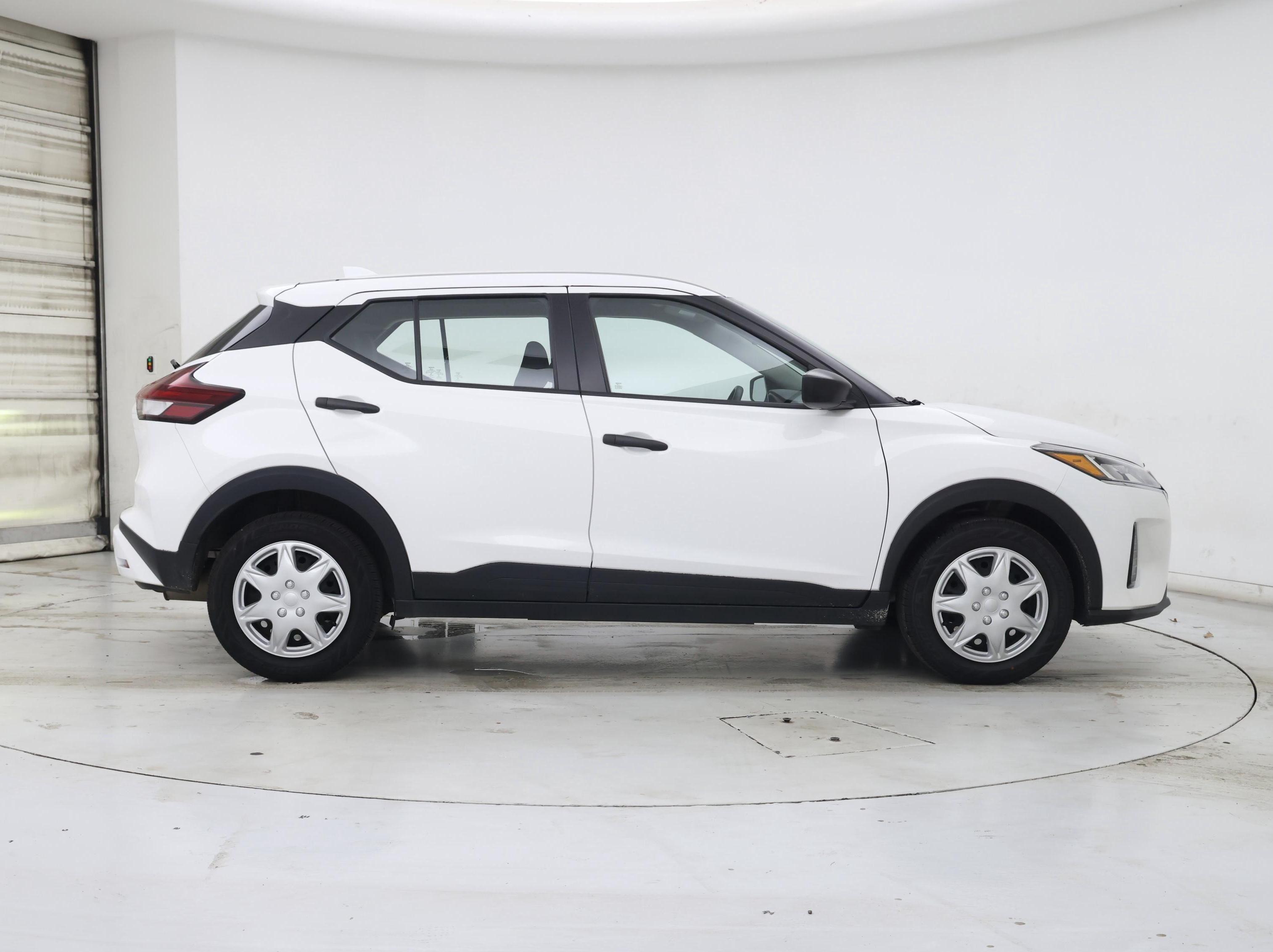 Thumbnail: 2022 Nissan Kicks - 7