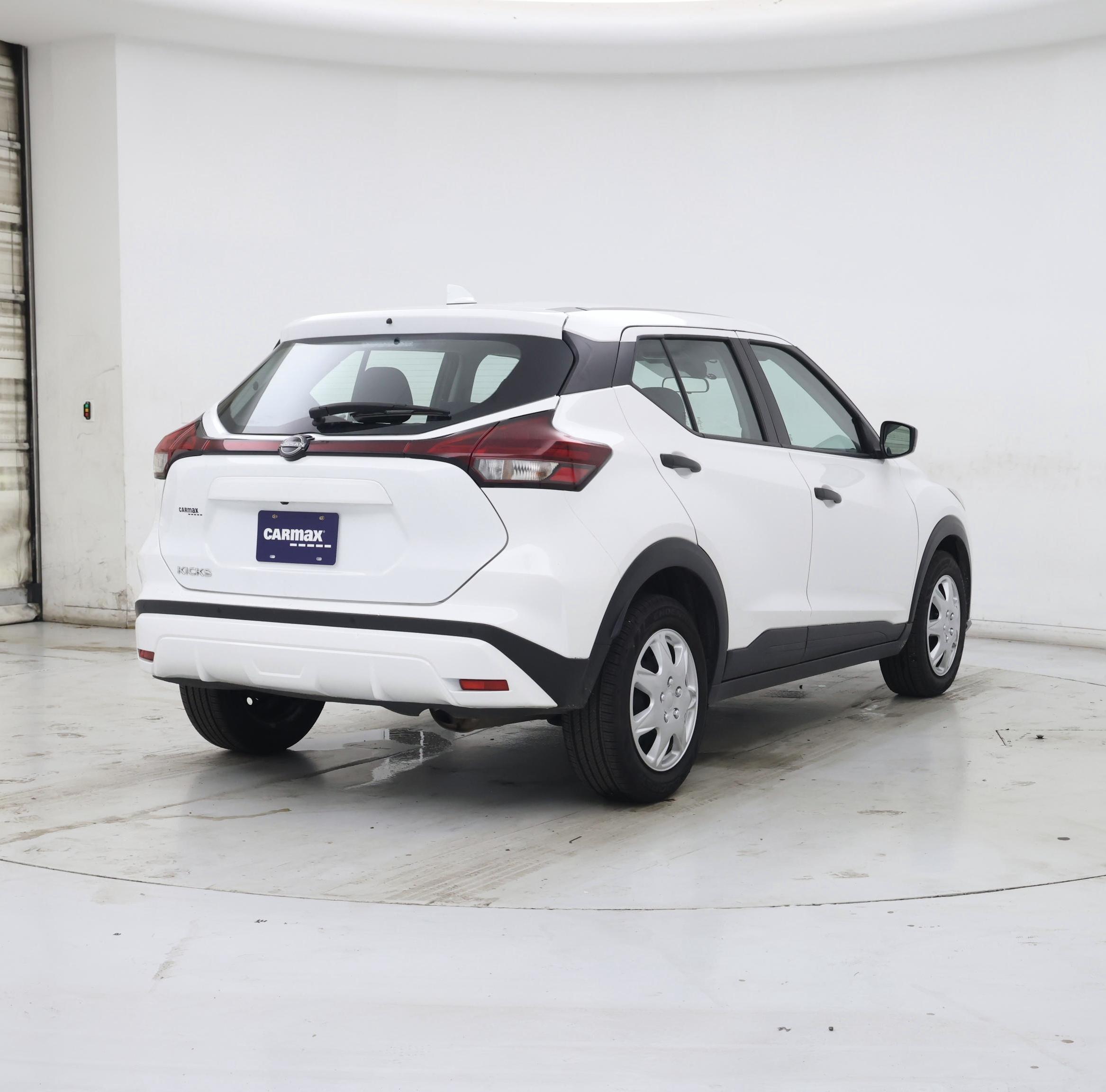 Thumbnail: 2022 Nissan Kicks - 8