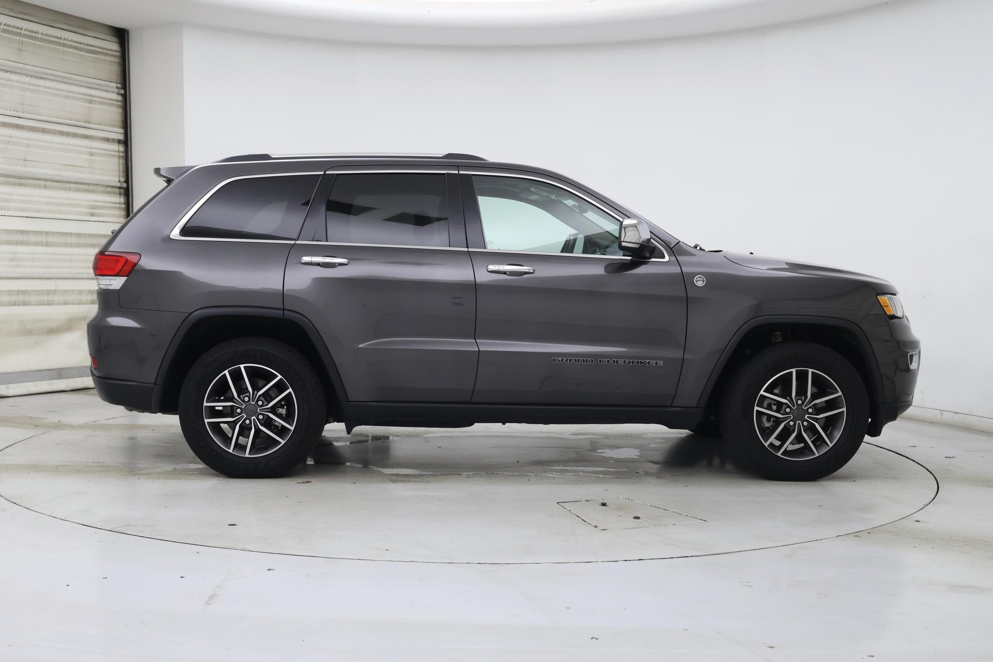 Thumbnail: 2021 Jeep Grand Cherokee - 7