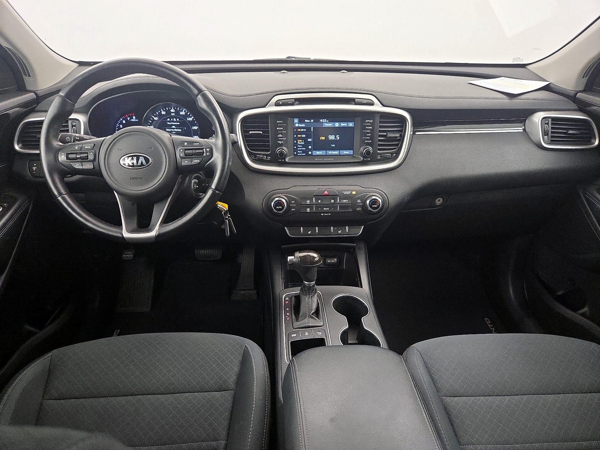 Thumbnail: 2018 Kia Sorento - 9