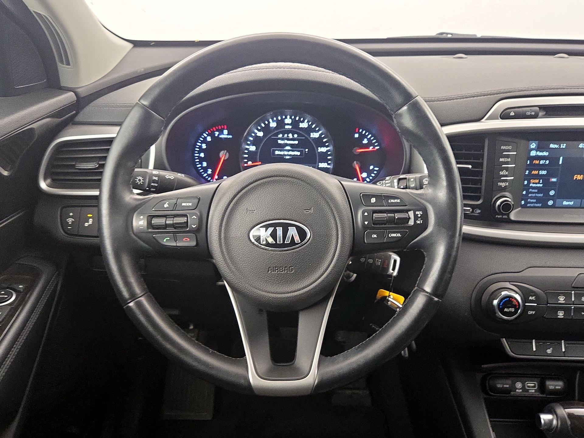 Thumbnail: 2018 Kia Sorento - 10