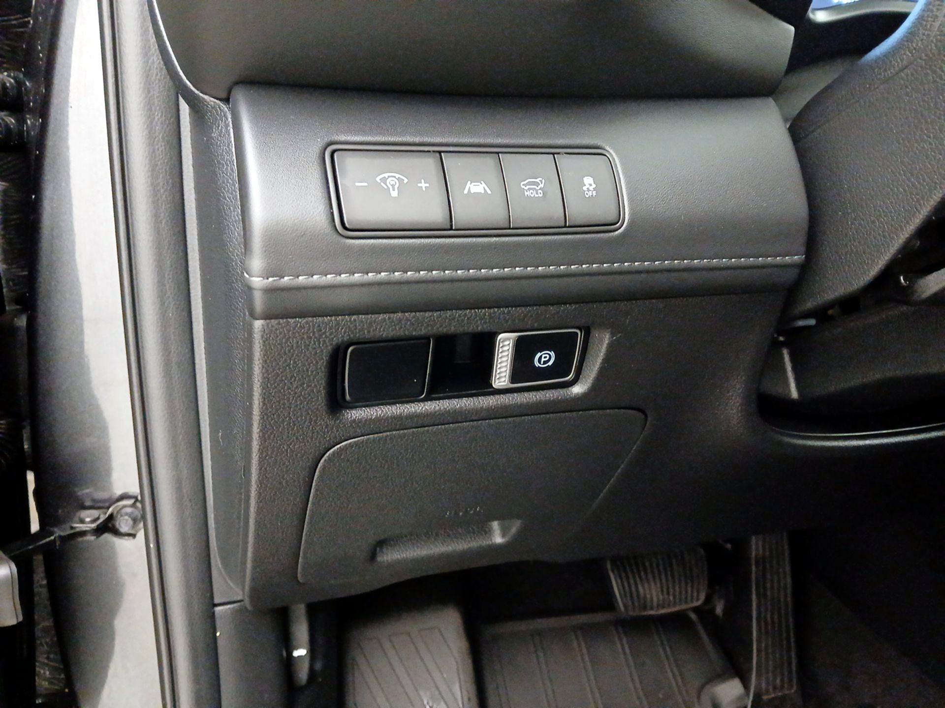 Thumbnail: 2023 Hyundai Santa Fe - 13