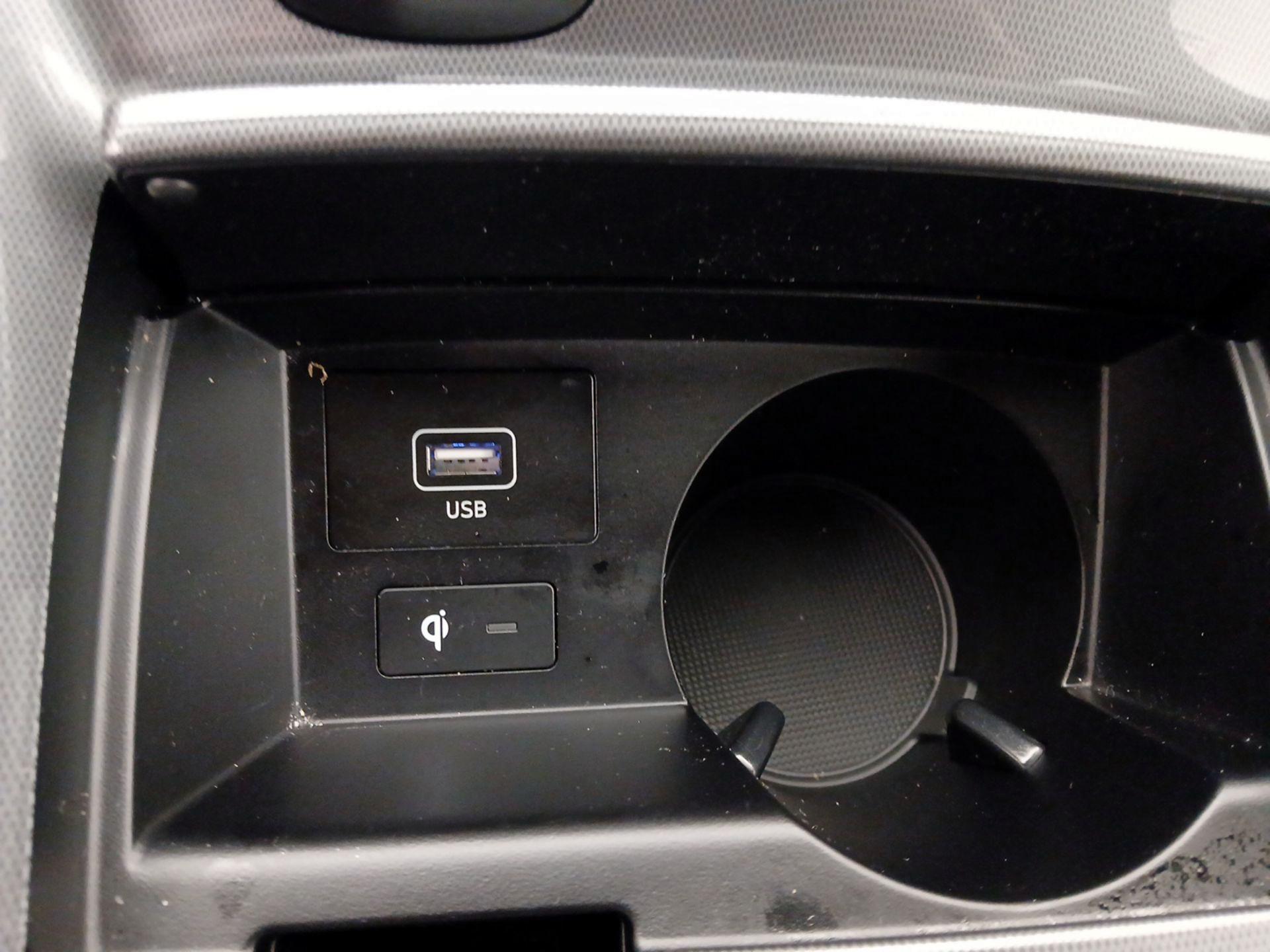 Thumbnail: 2023 Hyundai Santa Fe - 19