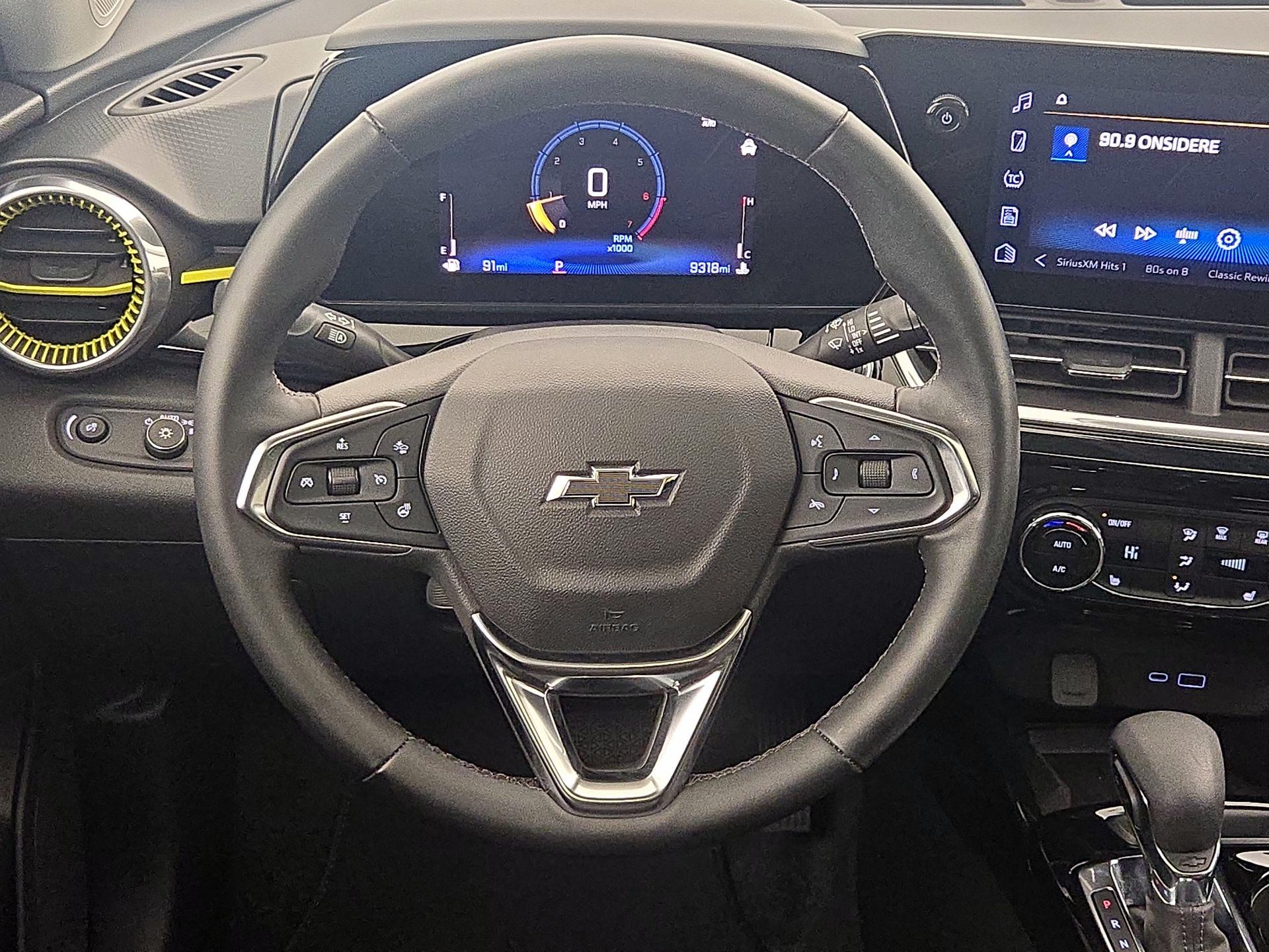 Thumbnail: 2024 Chevrolet Trax - 10