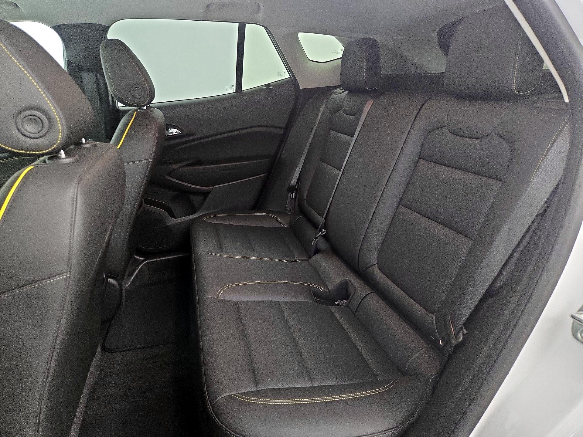 Thumbnail: 2024 Chevrolet Trax - 20