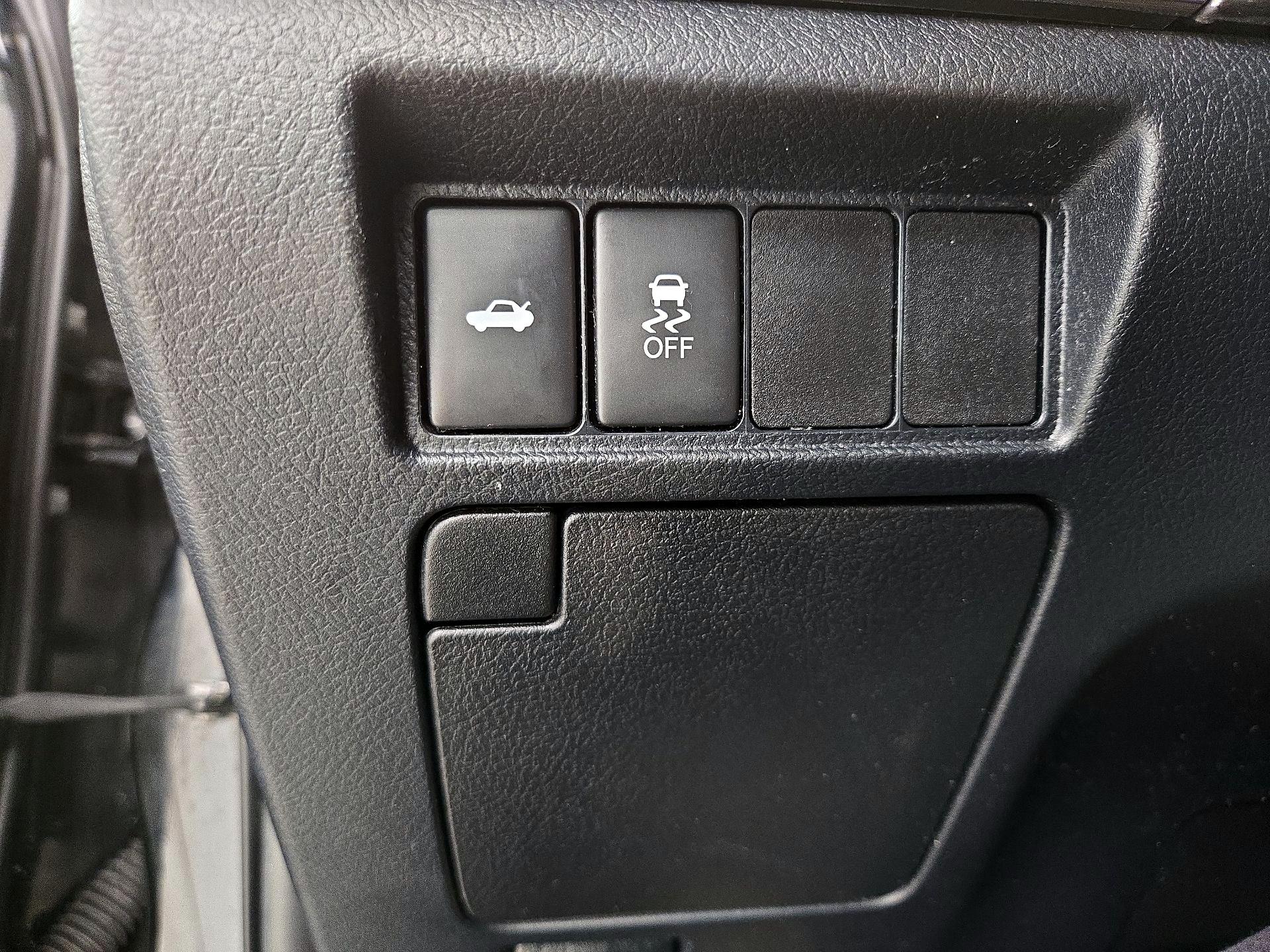 Thumbnail: 2014 Toyota Avalon - 13